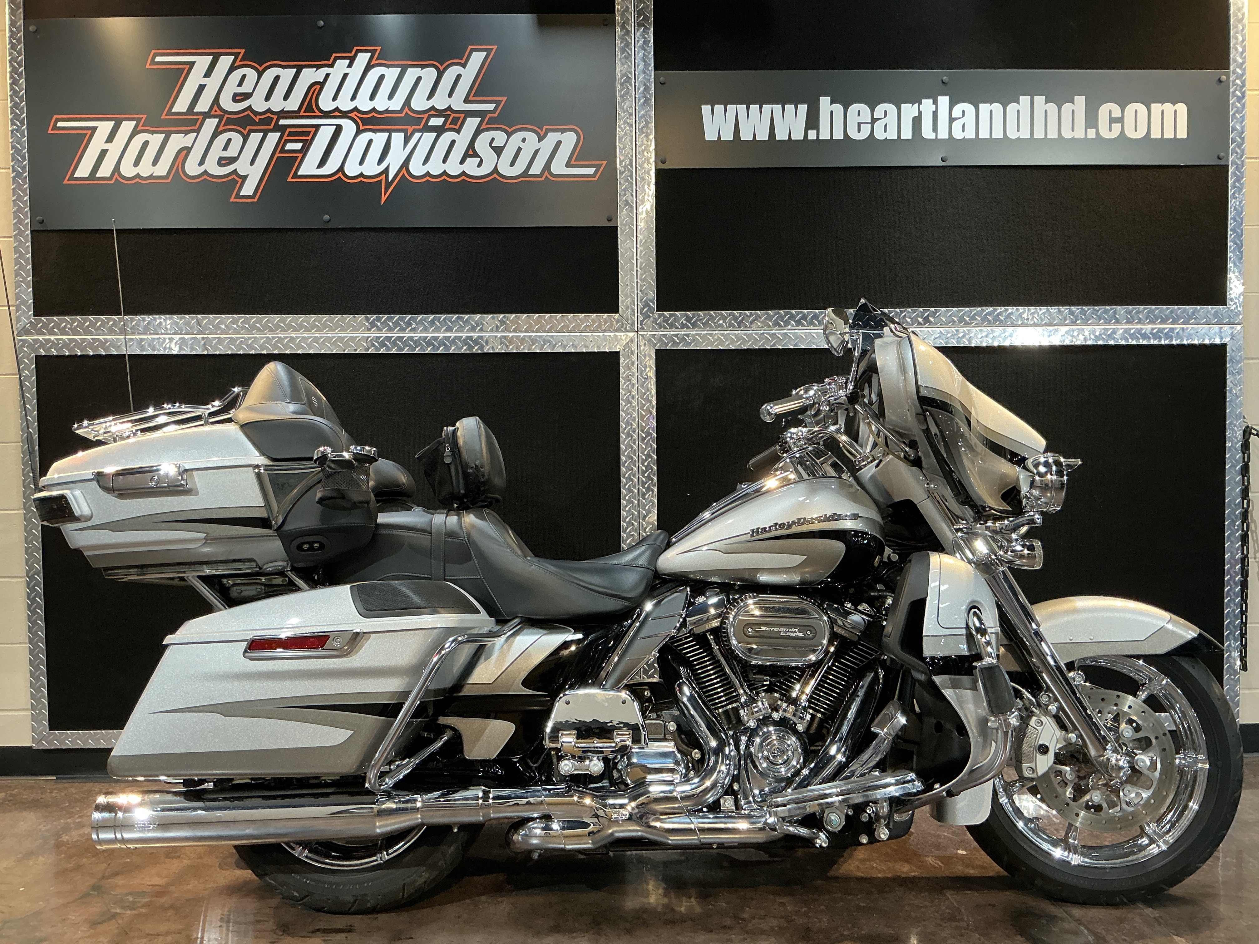 2017 Harley-Davidson CVO Limited