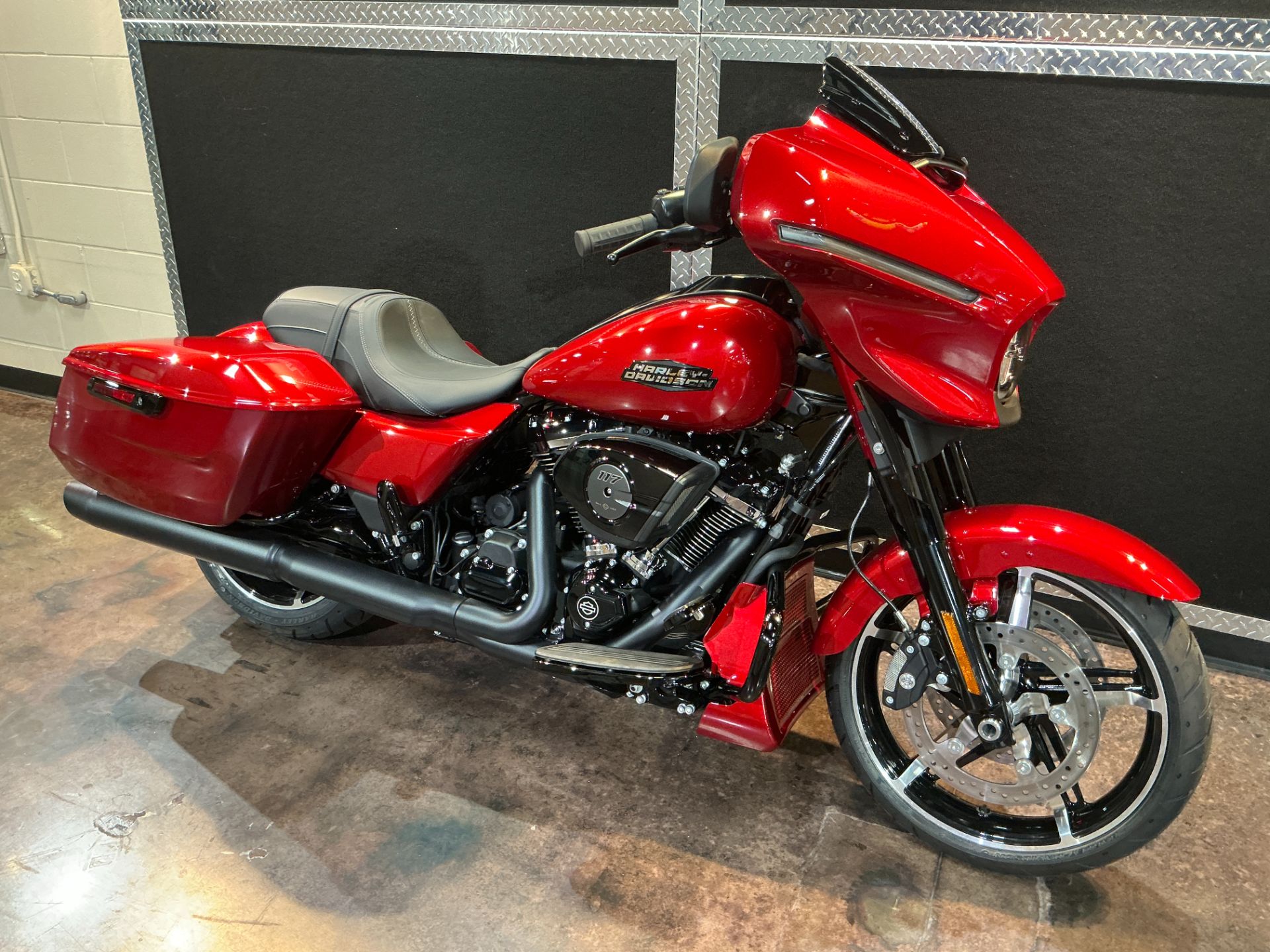 New 2025 Harley-Davidson Street Glide® | Motorcycles in Burlington