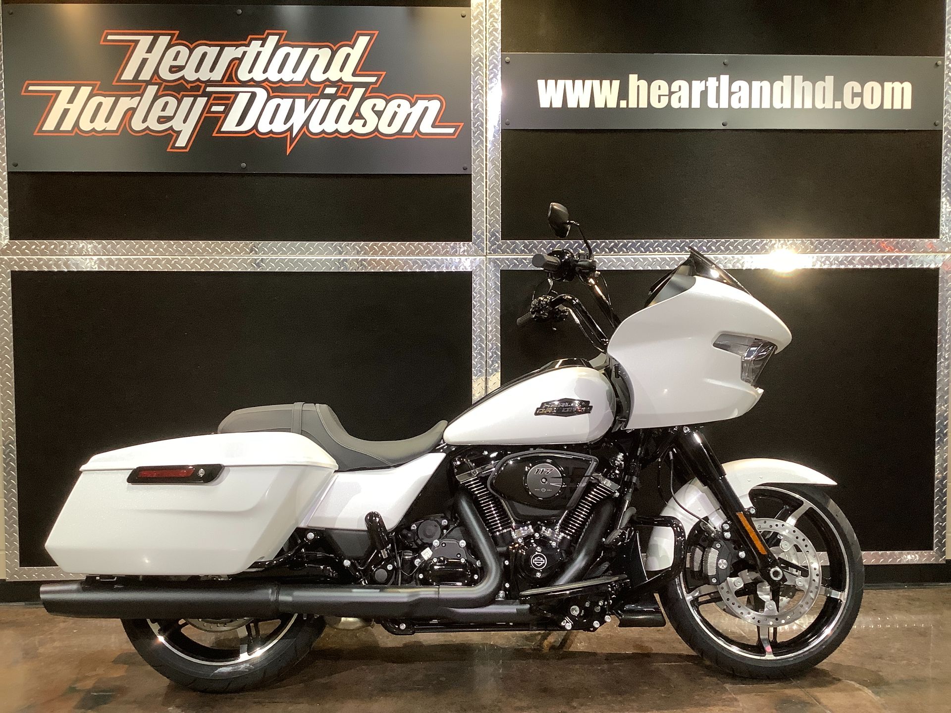 New 2025 Harley-Davidson Road Glide® | Motorcycles in Burlington