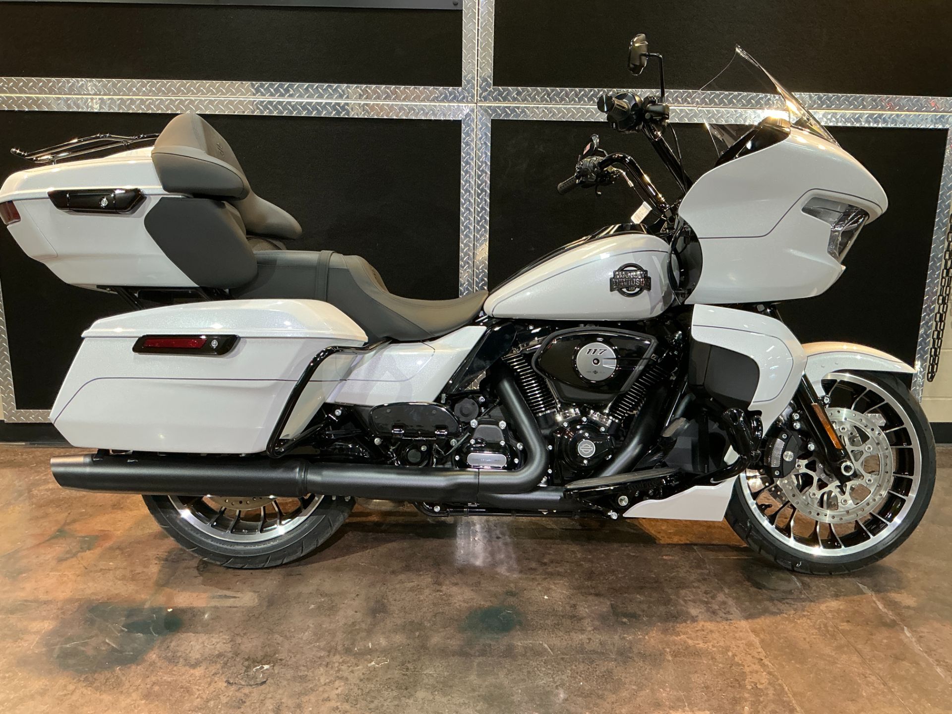 New 2026 Harley-Davidson Road Glide® Limited | Motorcycles in