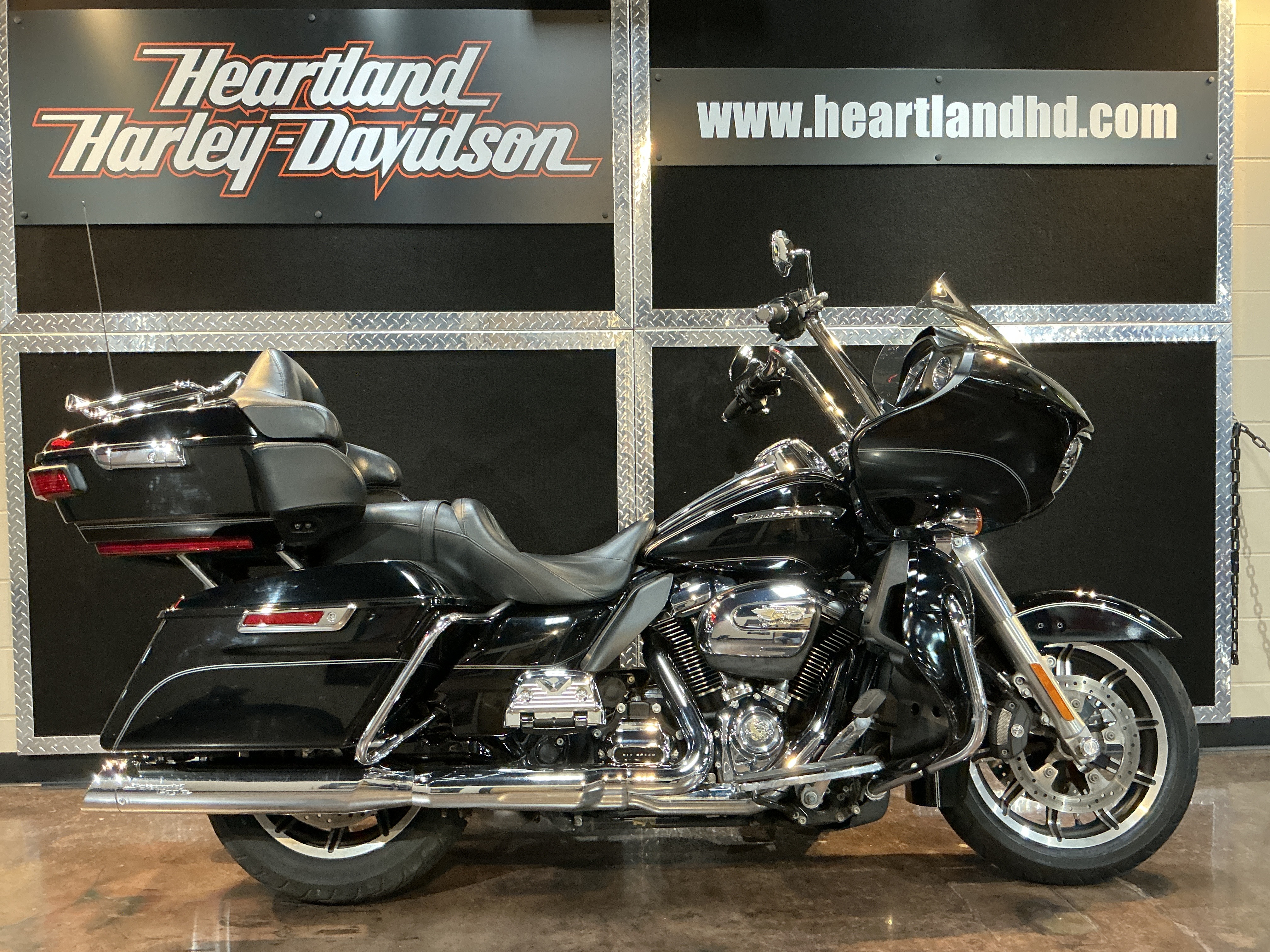 2017 Harley-Davidson Road Glide® Ultra for sale 1225540