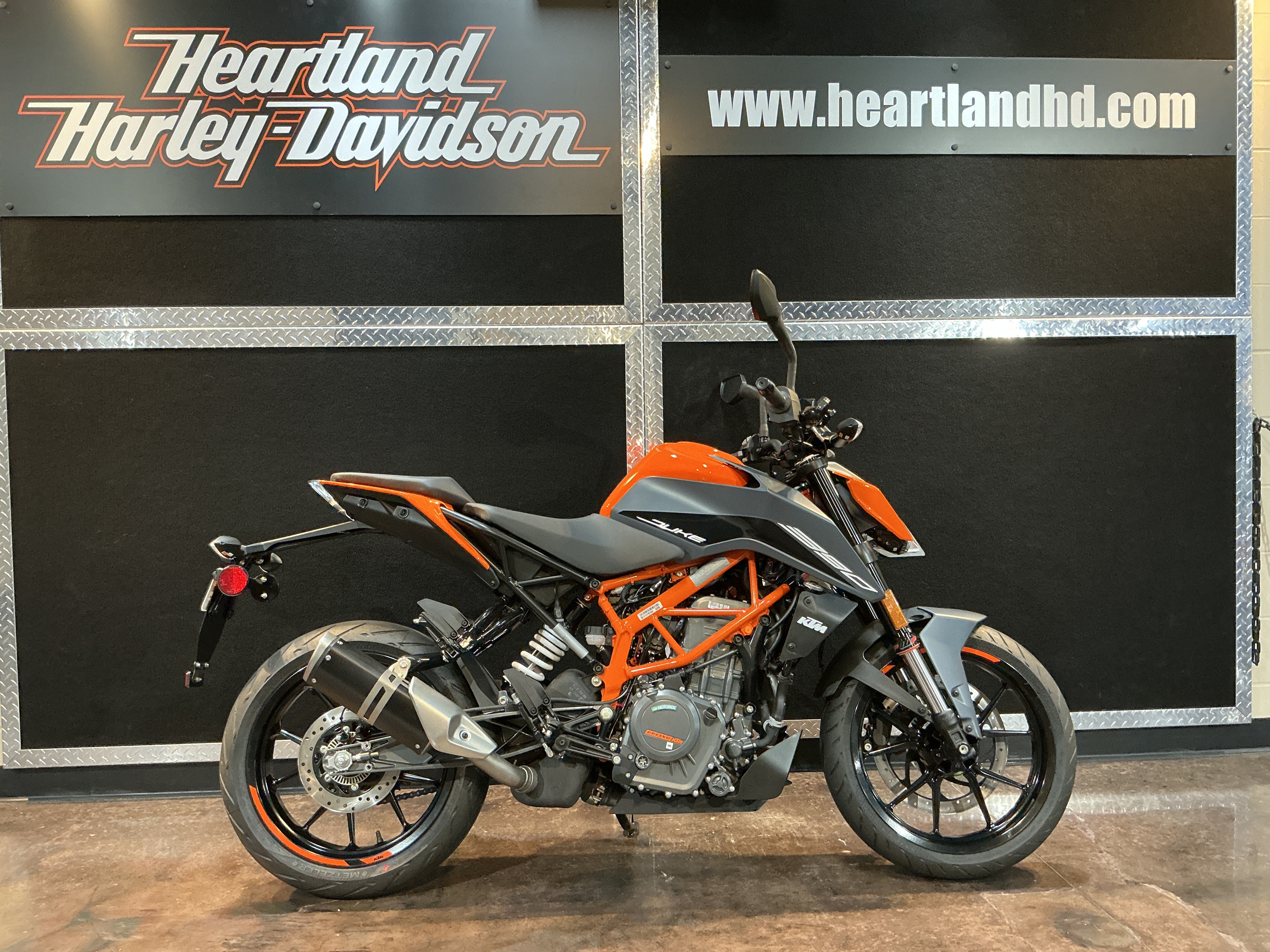 2023 KTM 390 Duke