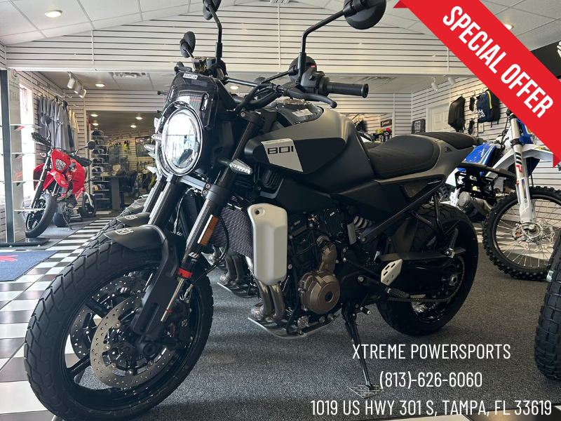 2025 Husqvarna Svartpilen 801