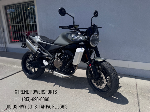 2027 Husqvarna Svartpilen 801 SE — photo 1 of 1