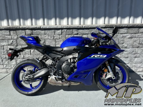 2027 Yamaha YZF-R9