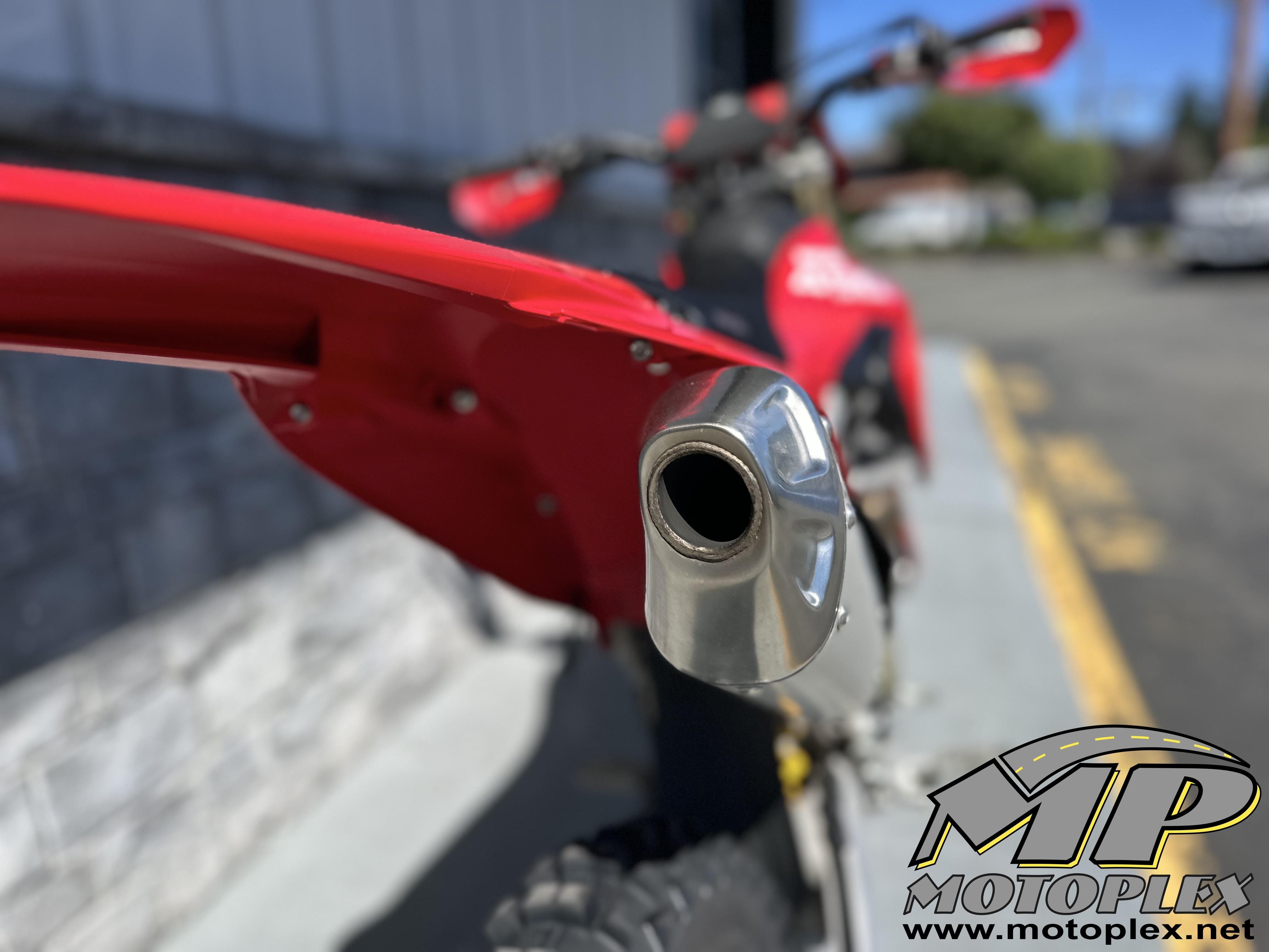 2026 Ducati Desmo450 EDX 7