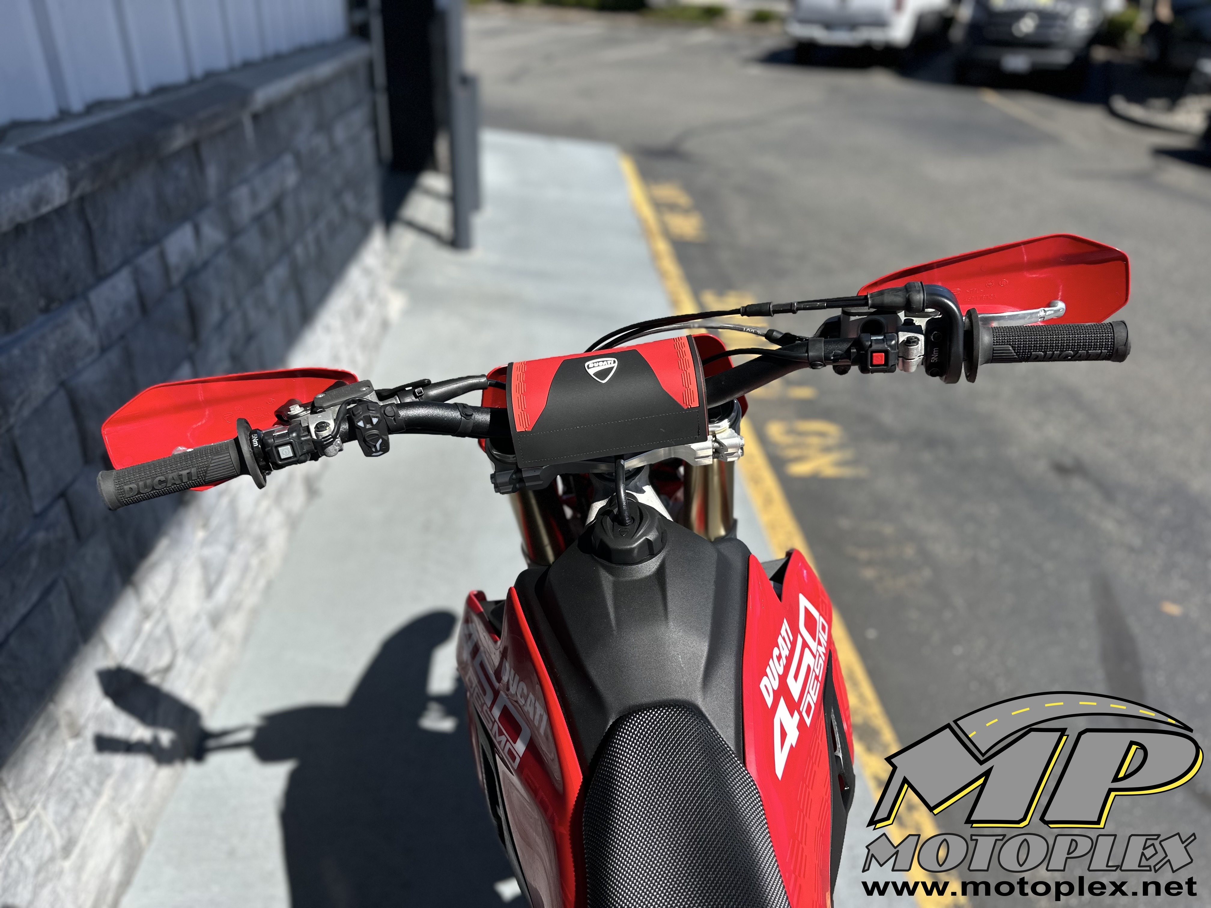 2026 Ducati Desmo450 EDX 9
