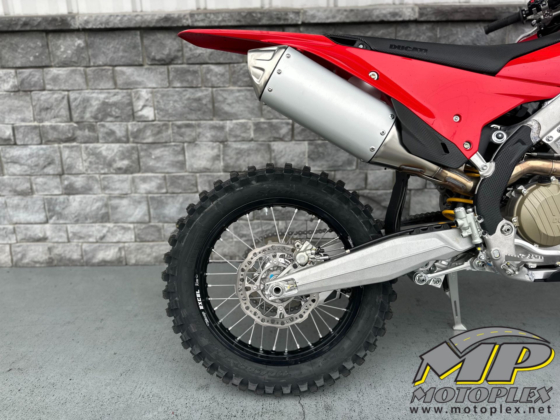 2026 Ducati Desmo450 EDX 4