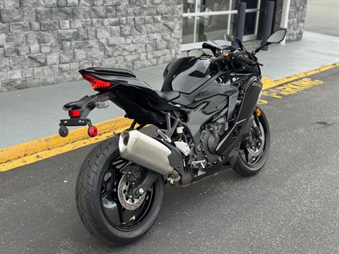 モナ！ 2025 Kawasaki Ninja® ZX™-4RR KRT Edition ABS | New Motorcycles for