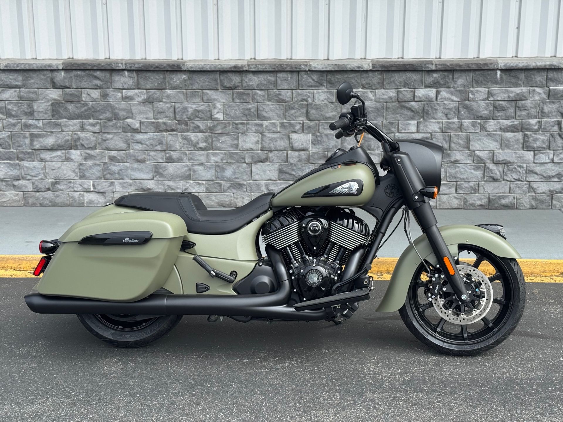 New 2025 Indian Motorcycle Springfield® Dark Horse®, Lynnwood WA
