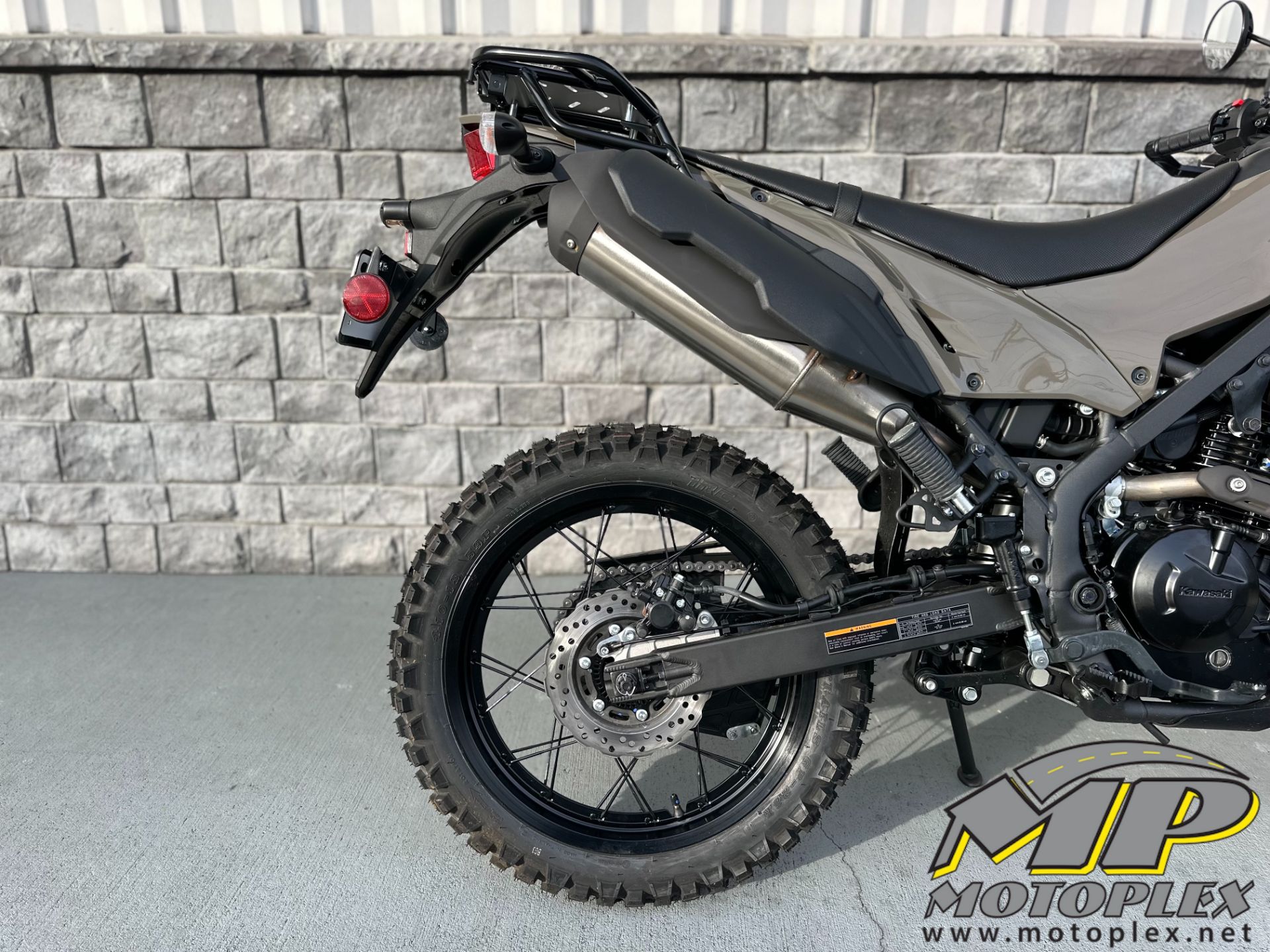 2026 Kawasaki KLX®230 DF ABS 4