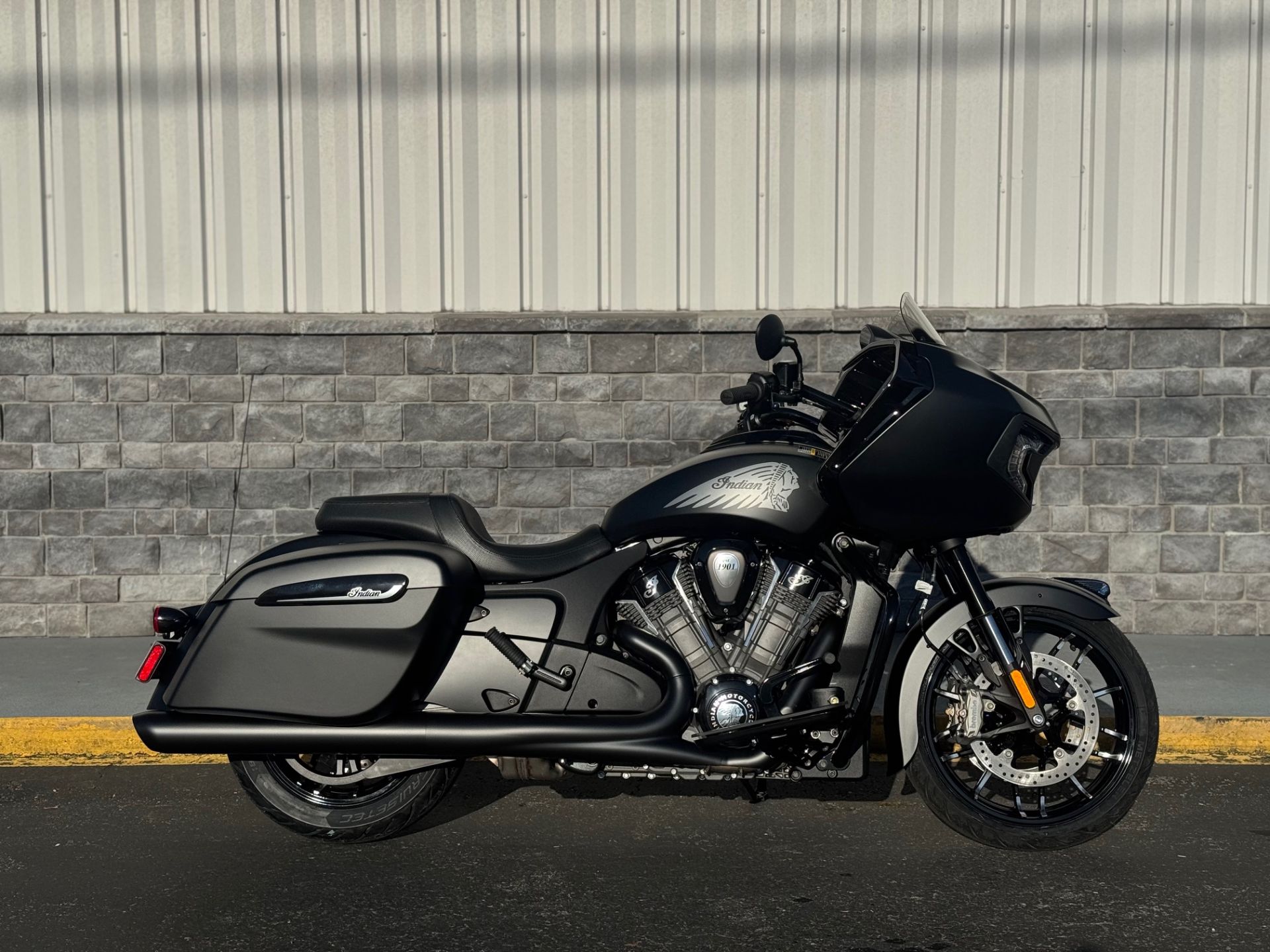 New 2026 Indian Motorcycle Challenger® Dark Horse®, Lynnwood WA