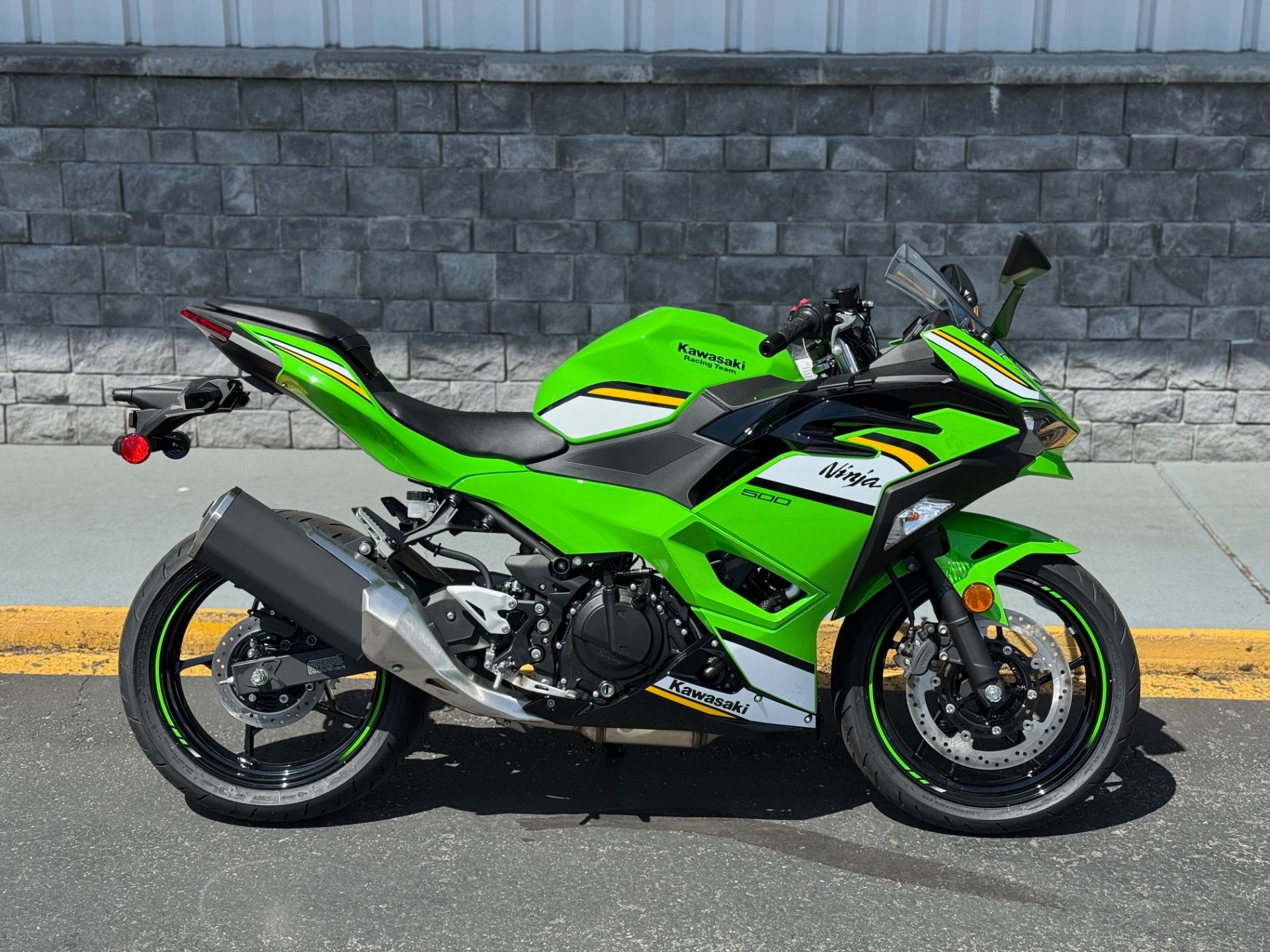 New 2025 Kawasaki Ninja 500 KRT Edition, Lynnwood WA | Specs