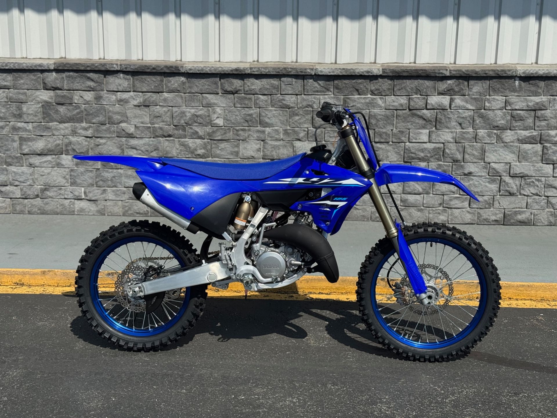 Windowsデスクトップ yzf 23-284-02-front_240x.jpg?v=