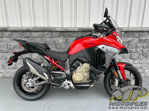 2025 Ducati Multistrada V4 — photo 1 of 10