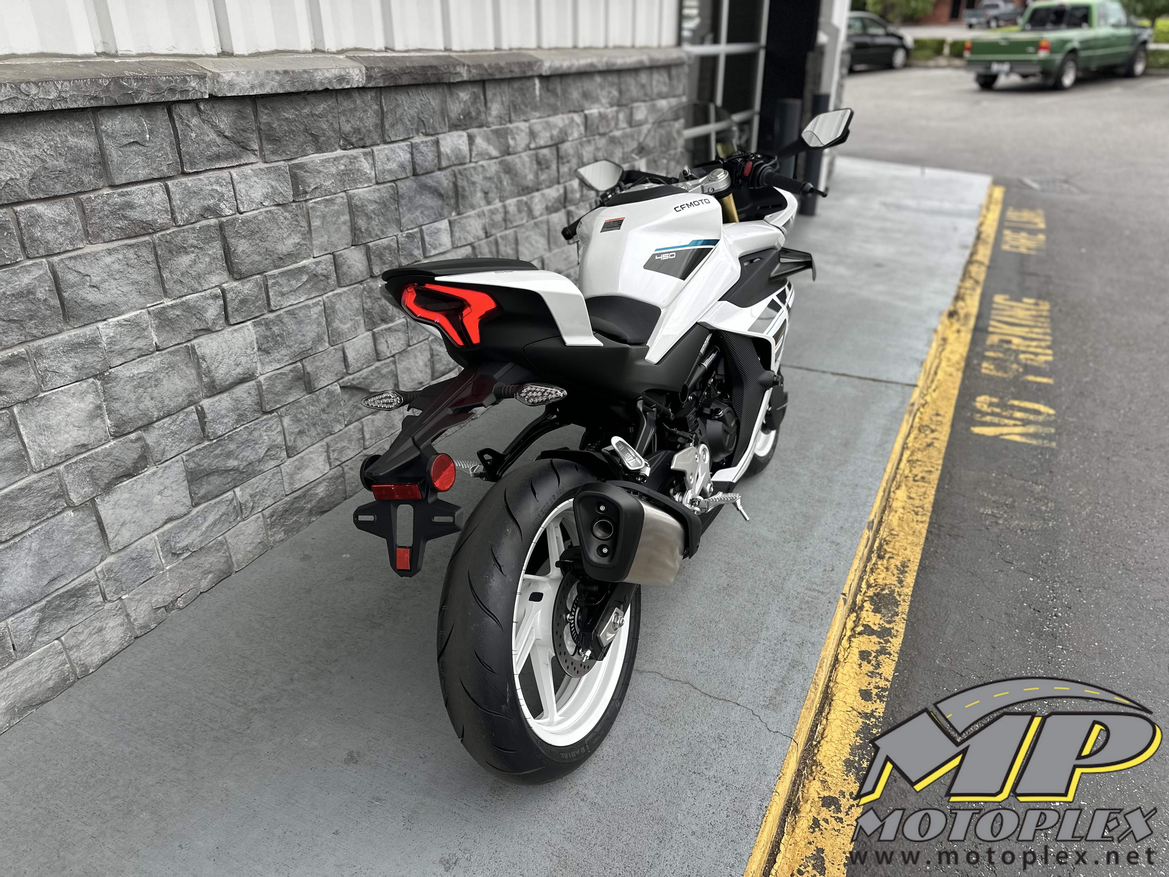 2026  450SS 10