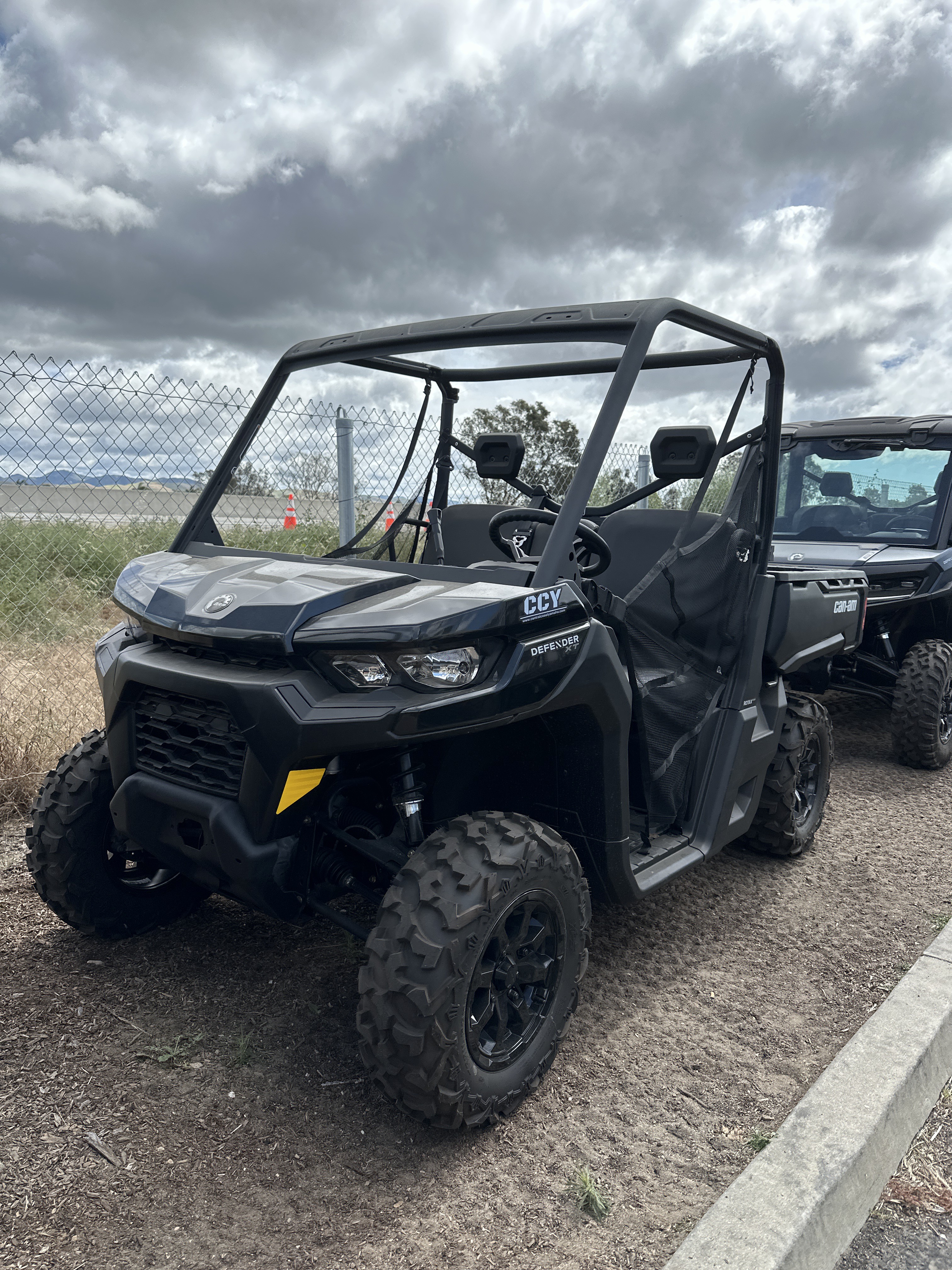 2025 Can-Am Defender DPS HD9 in Santa Maria, California - Photo 1