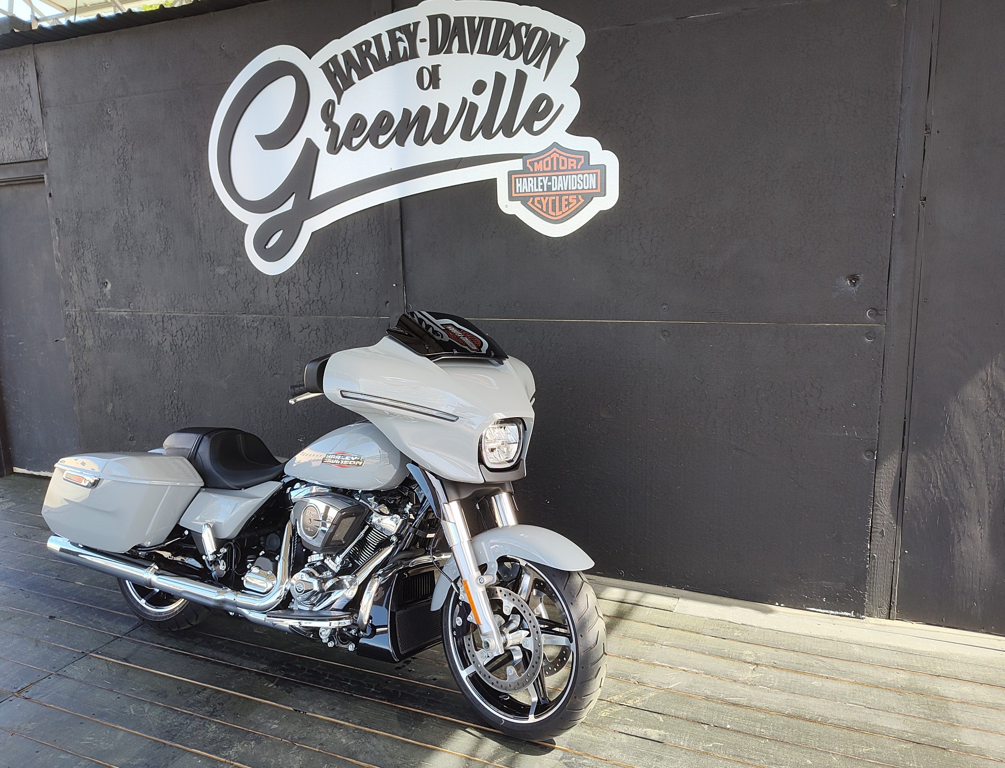 2025 Harley-Davidson Street Glide® 2