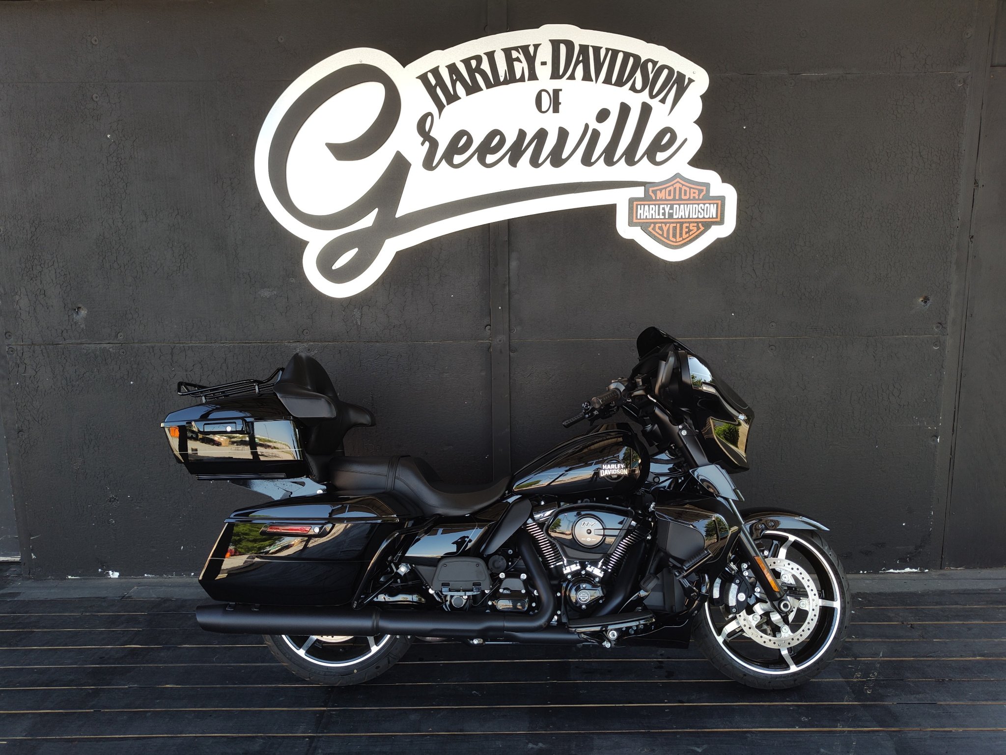 2025 Street Glide® Ultra