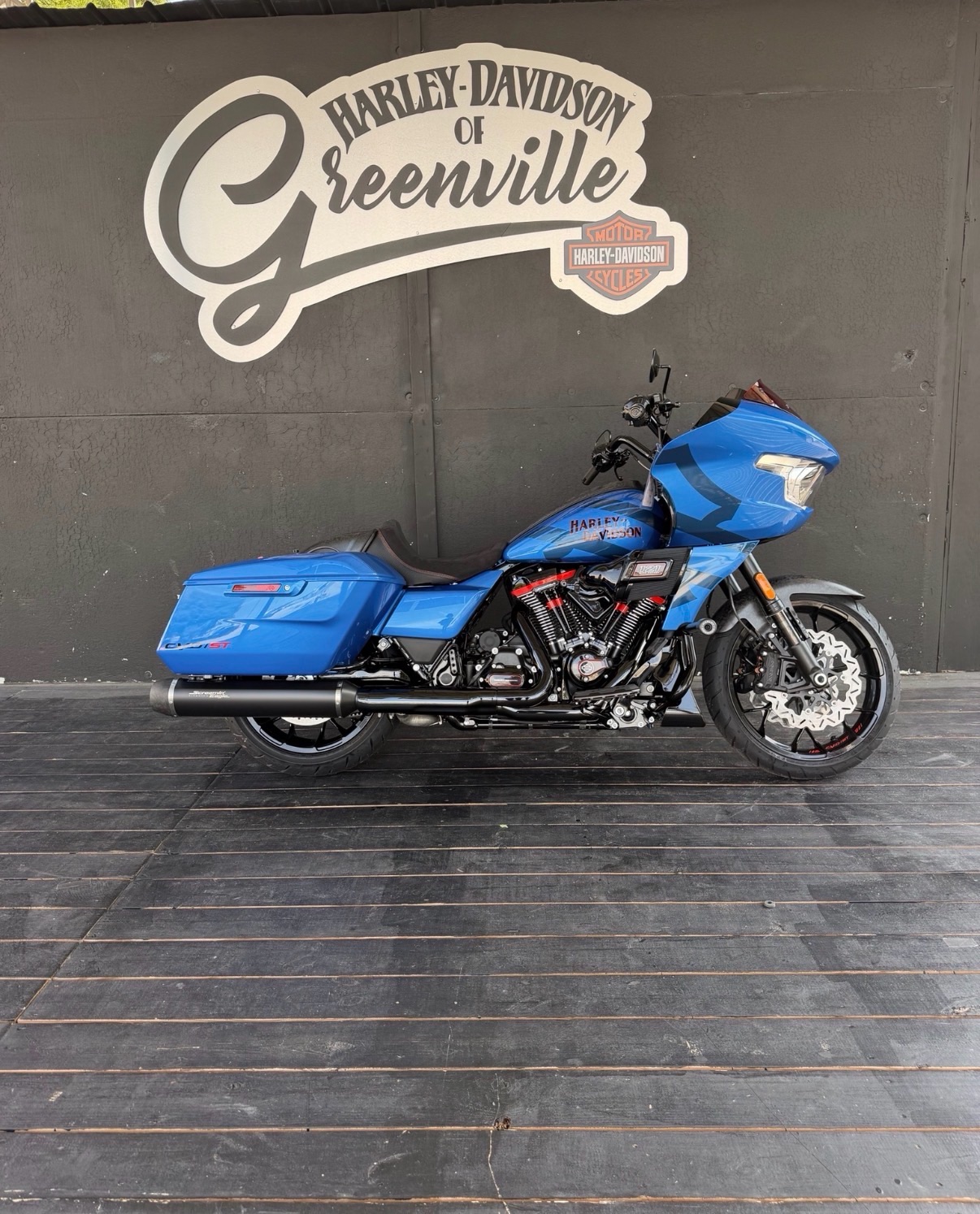 2026 Harley-Davidson CVO Road Glide® ST 1