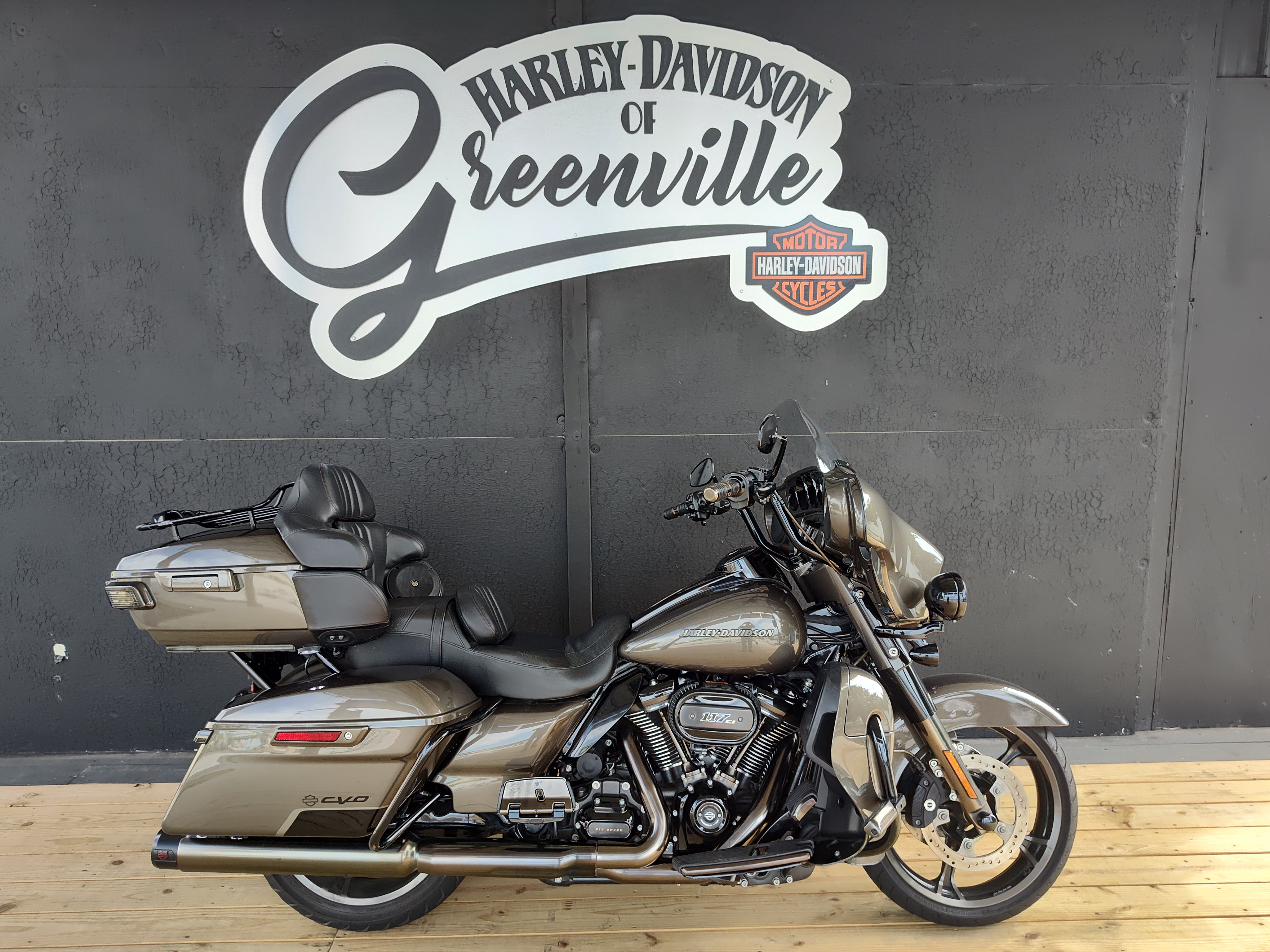 HOT 2021 Bronze Armor Cvo Road Glide Bronze Armor 2021