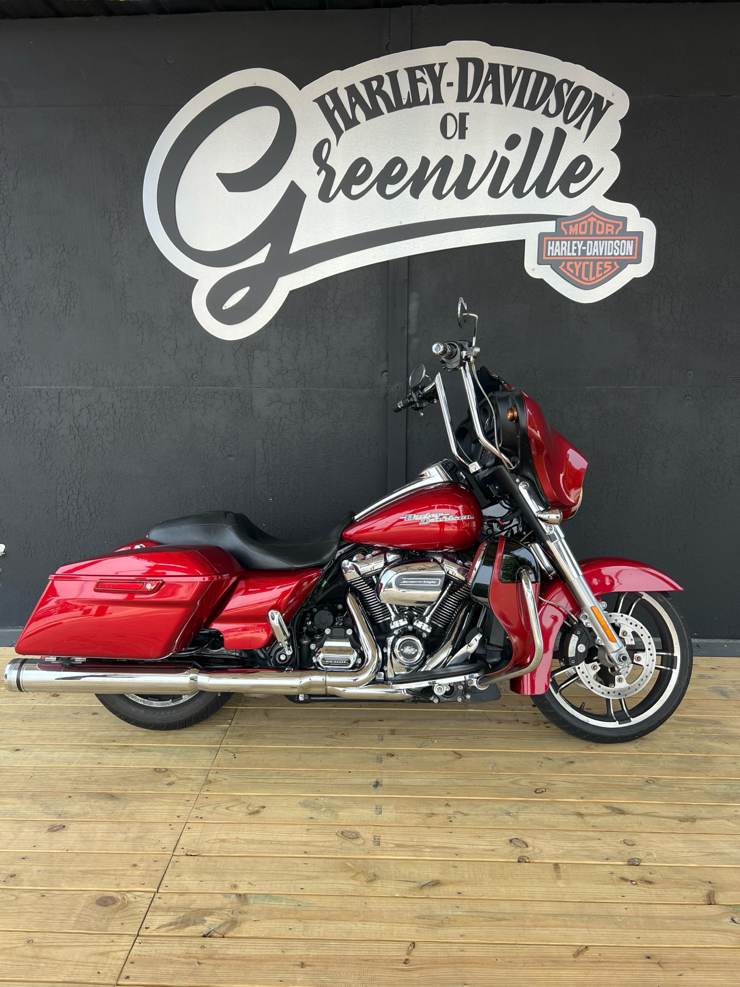Used 2018 Harley-Davidson Street Glide® Motorcycle Specs, Price