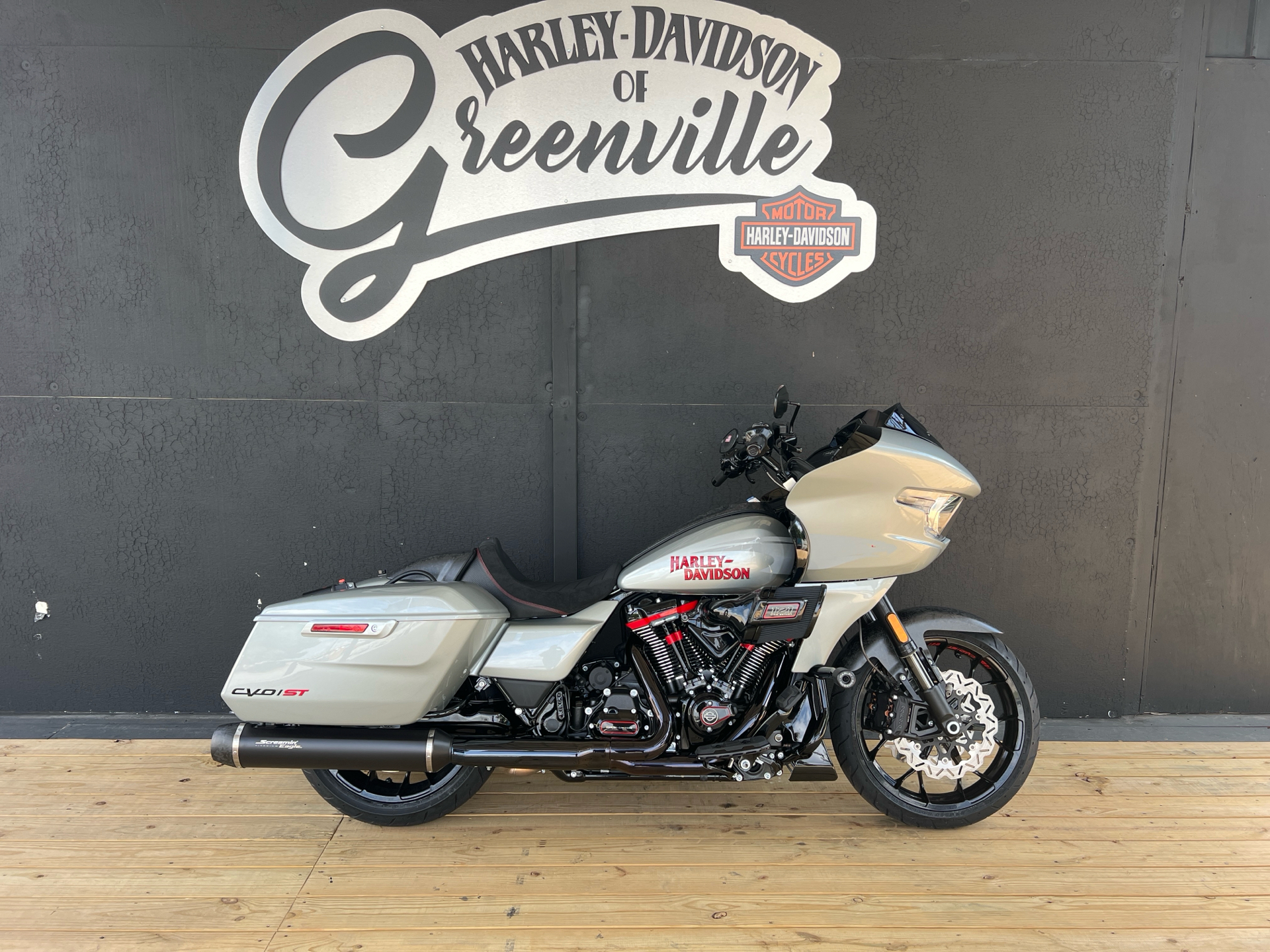 New 2025 Harley-Davidson CVO™ Road Glide® ST Motorcycle - Specs