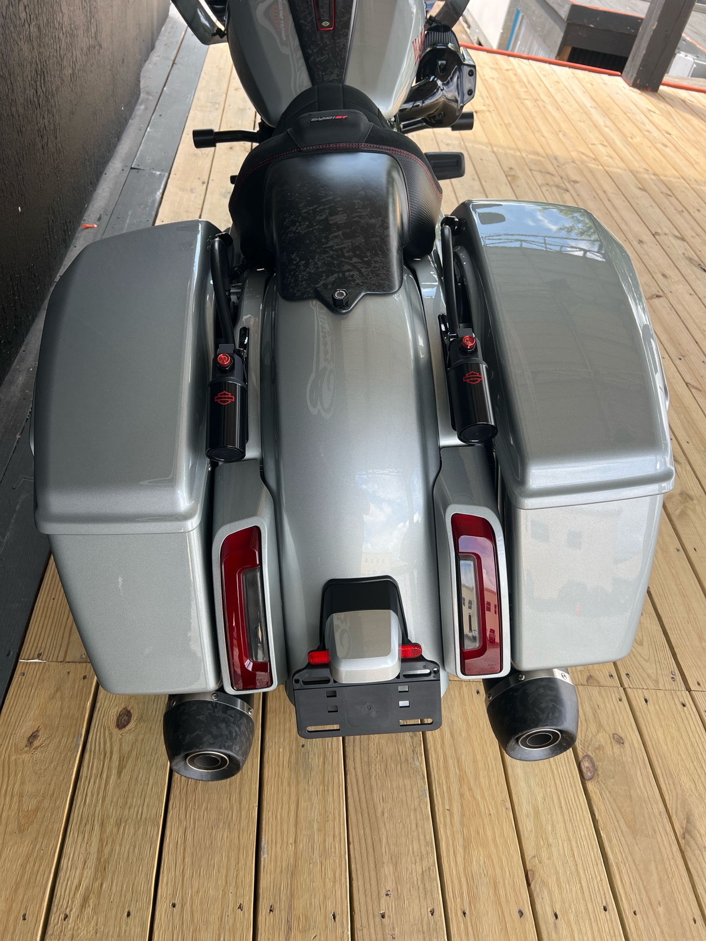 2025 Harley-Davidson CVO Road Glide® ST 4