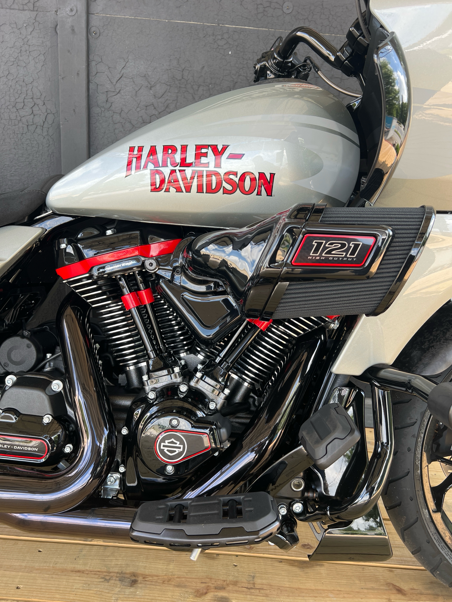 2025 Harley-Davidson CVO Road Glide® ST 3
