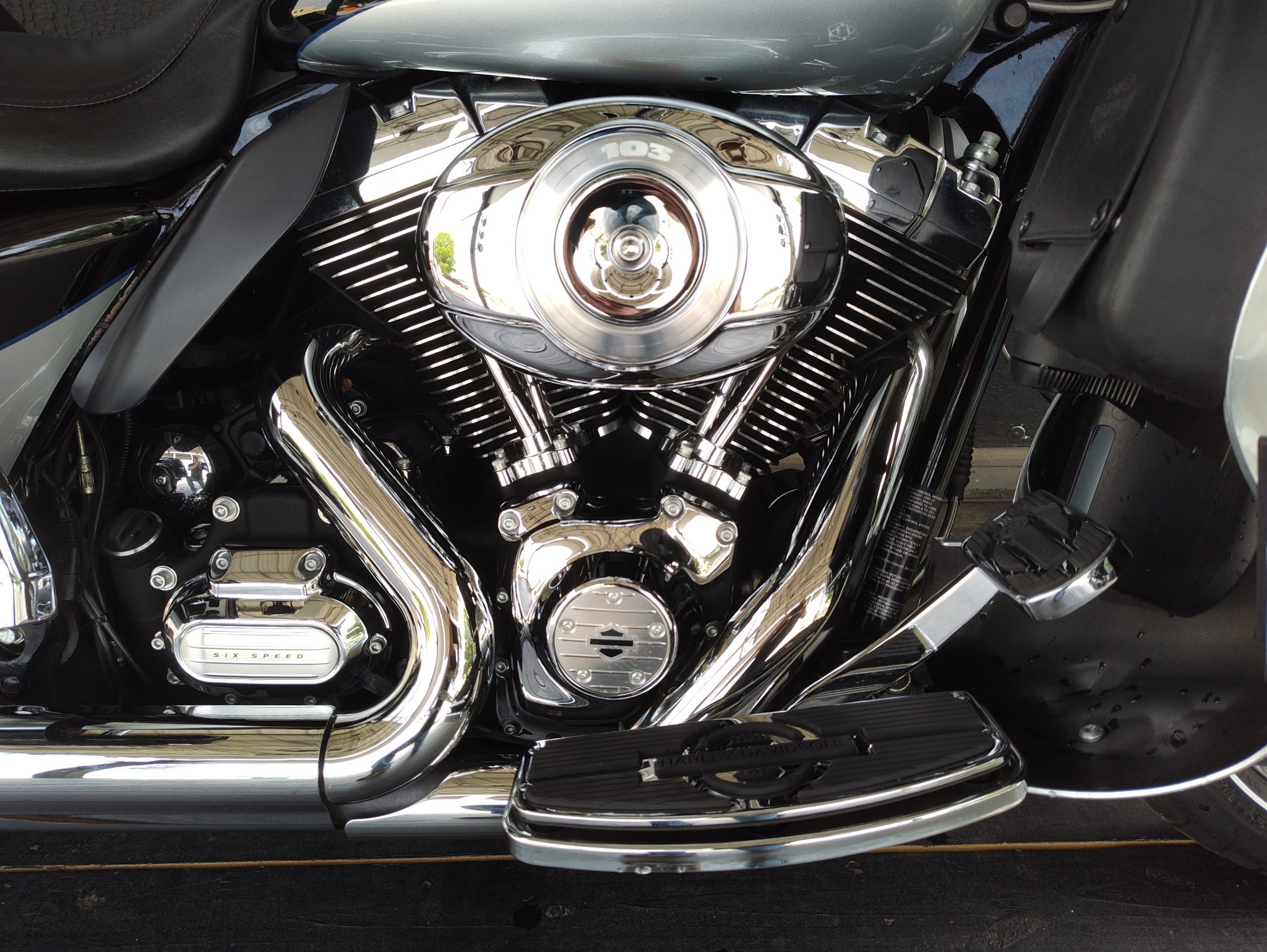 2013 Harley-Davidson Electra Glide® Ultra Limited 3