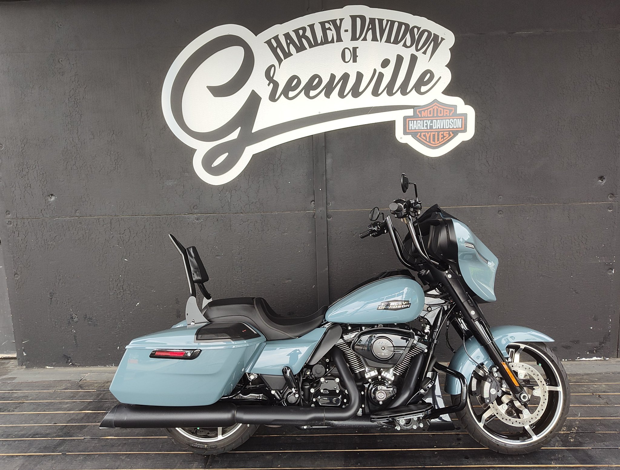 2024 Street Glide®