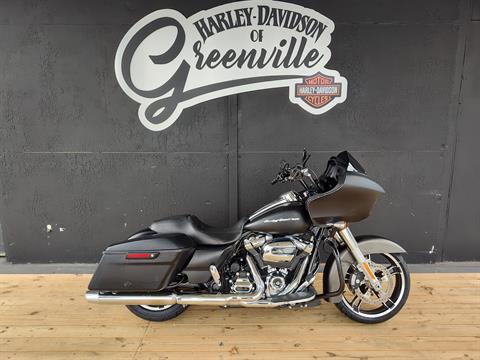 Used 2017 Harley-Davidson Road Glide® Motorcycle Specs, Price