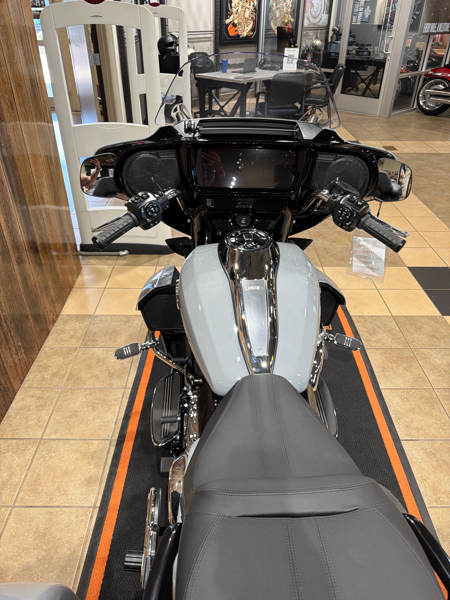 2026 Harley-Davidson Street Glide® 3 Limited 5