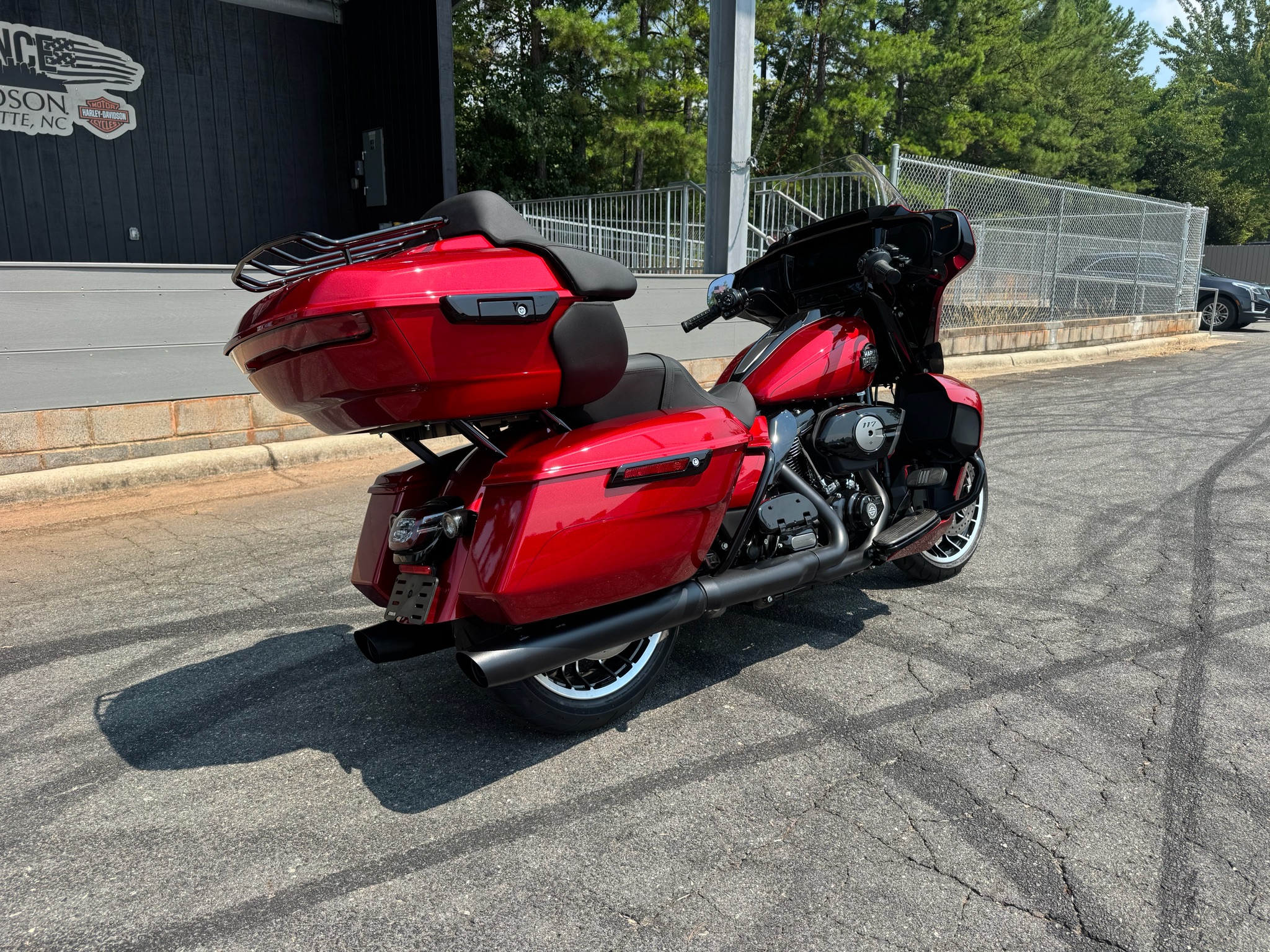 2026 Harley-Davidson Street Glide® Limited 3