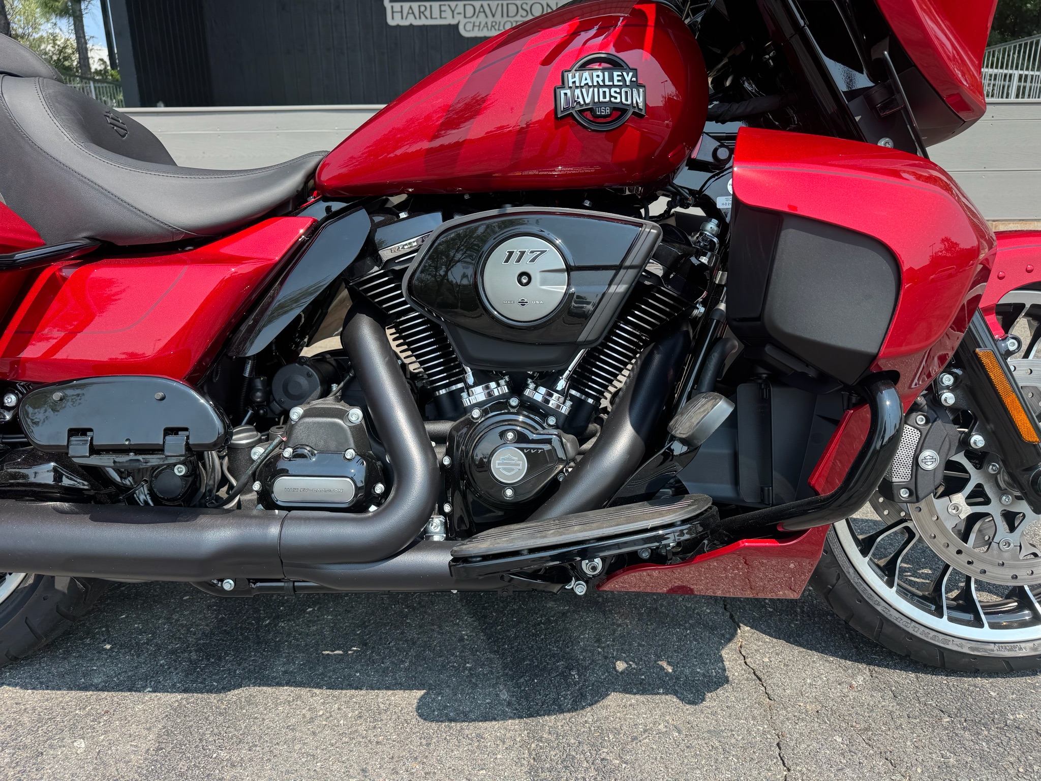 2026 Harley-Davidson Street Glide® Limited 4