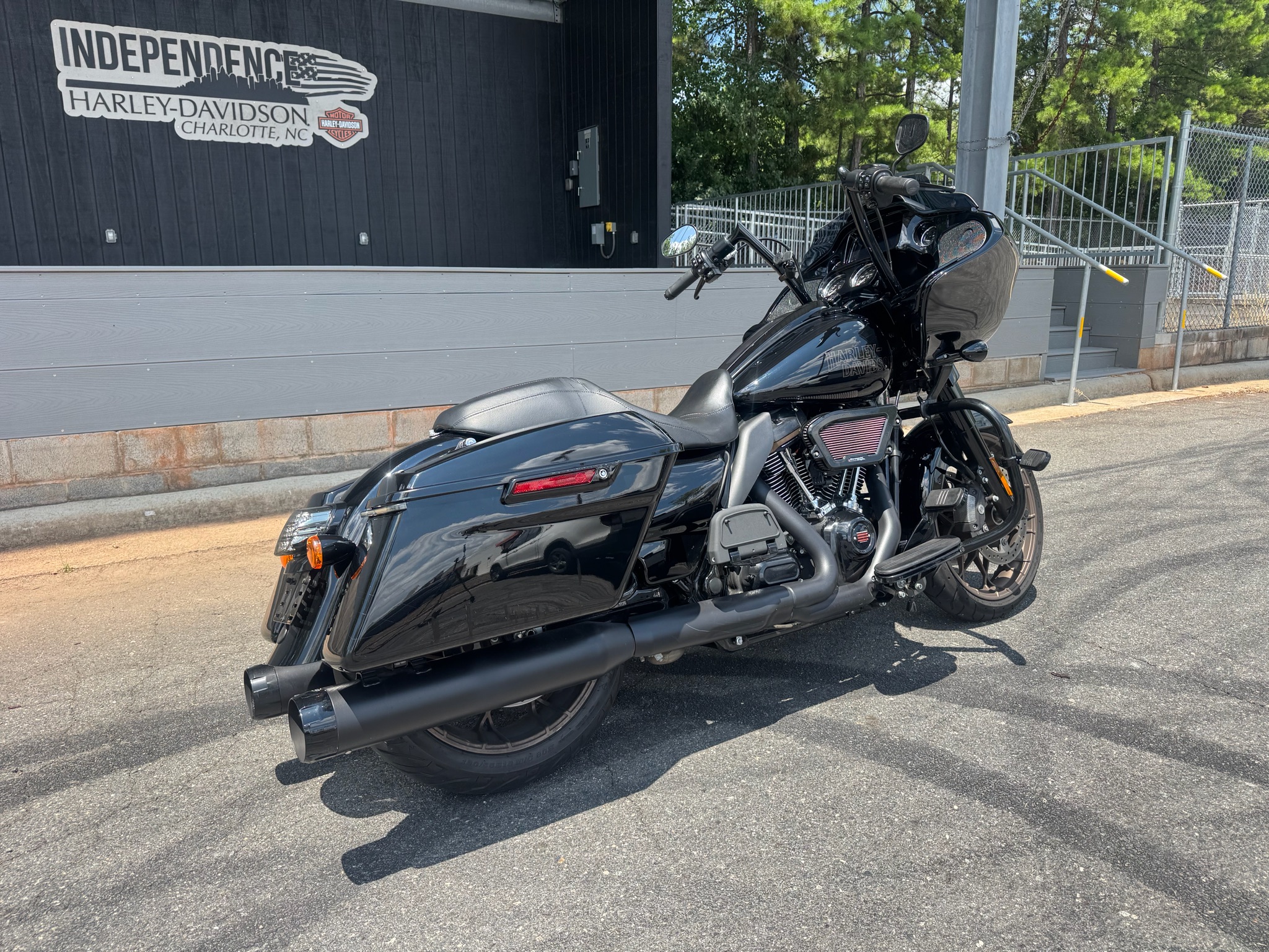 2023 Harley-Davidson Road Glide® ST 3