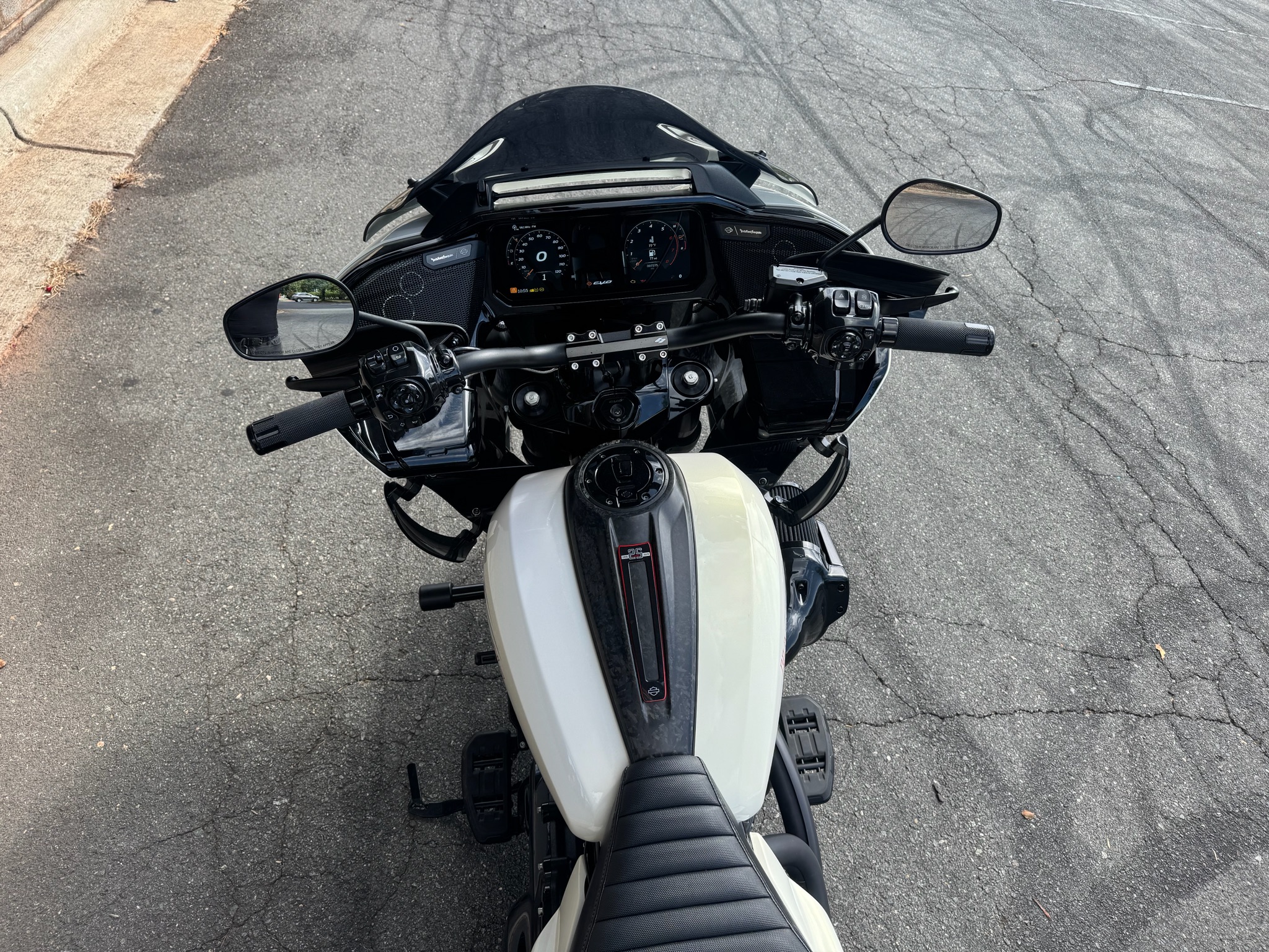 2024 Harley-Davidson CVO Road Glide® ST 6
