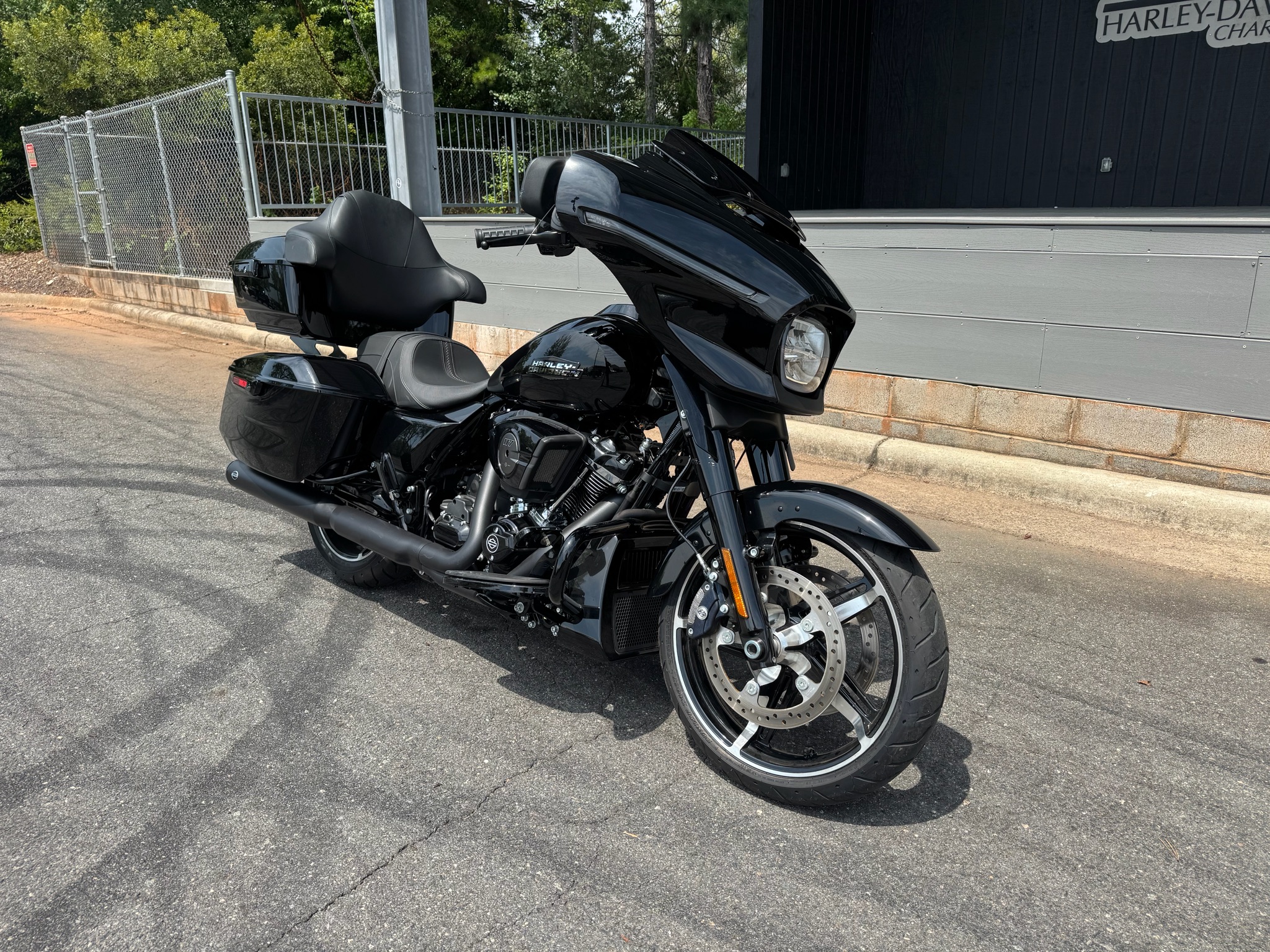 2024 Harley-Davidson Street Glide® 2