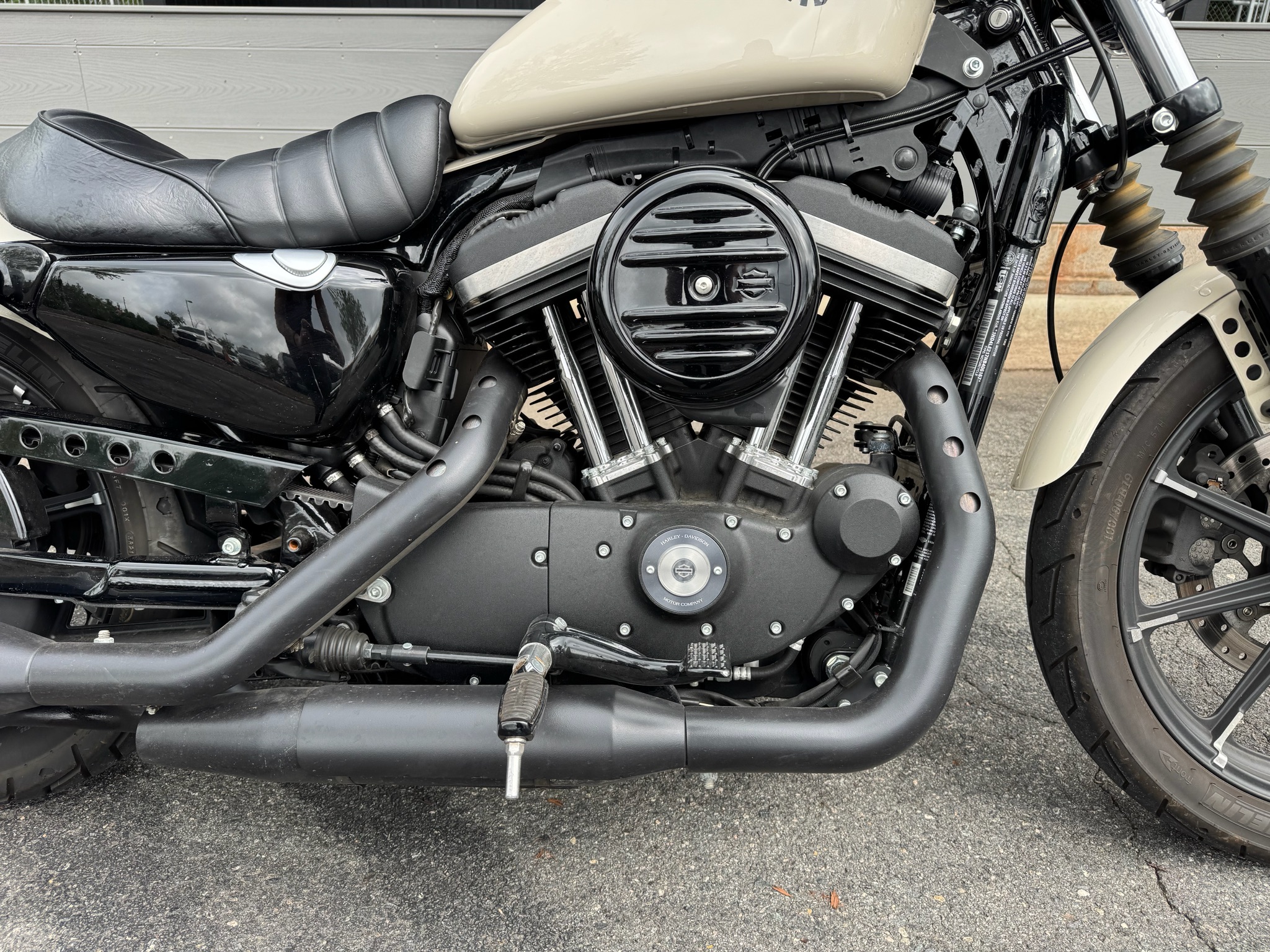 2022 Harley-Davidson Iron 883 4