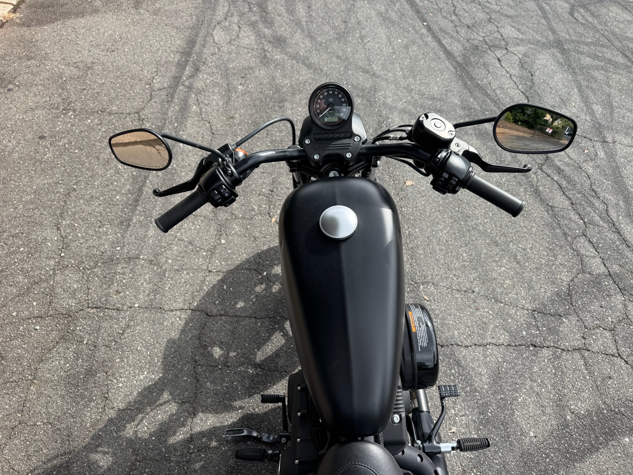2021 Harley-Davidson Iron 883 6