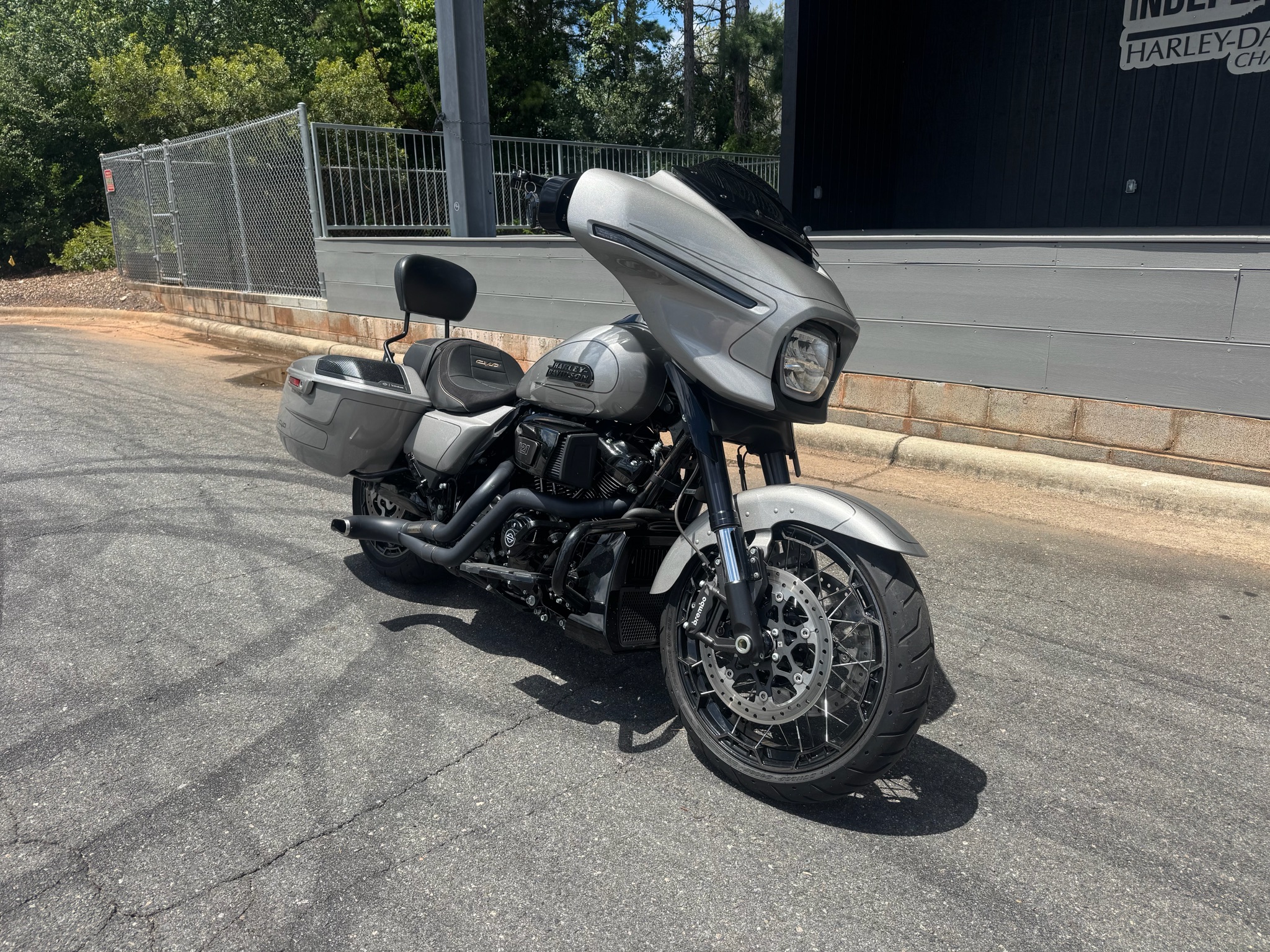 2023 Harley-Davidson CVO Street Glide® 2