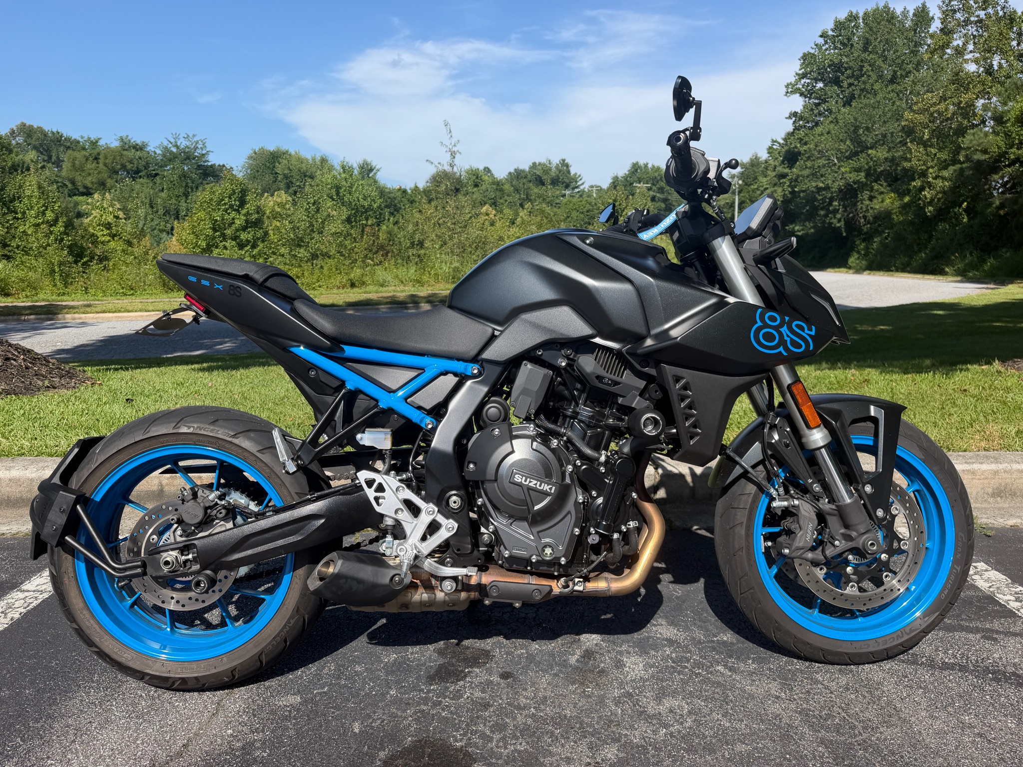 2024 Suzuki GSX-8S