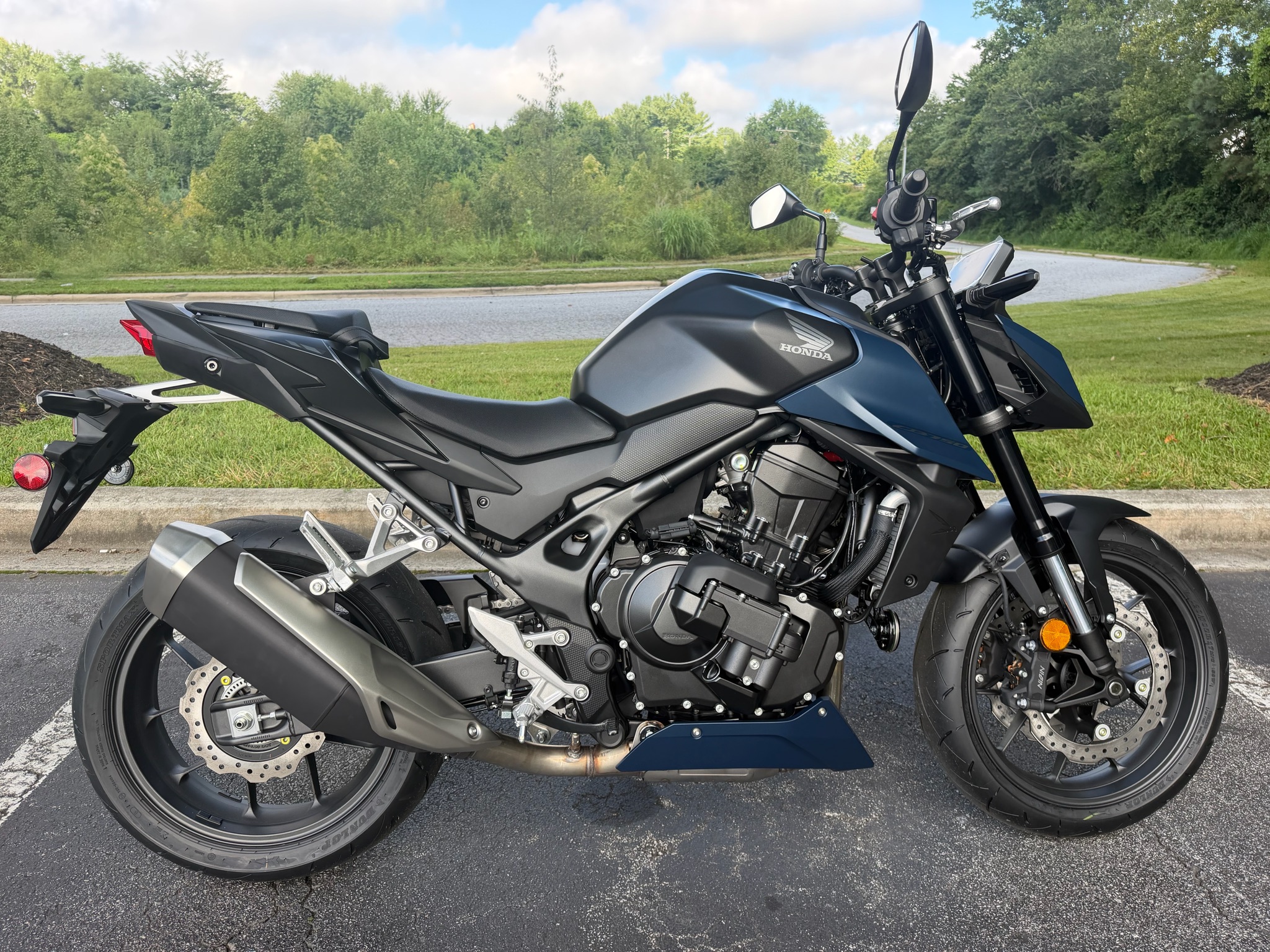 2026 Honda CB750 Hornet E-Clutch