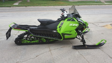 New 2027 Arctic Cat ZR 600 EPS 137 ES Snowmobiles in Mazeppa, MN