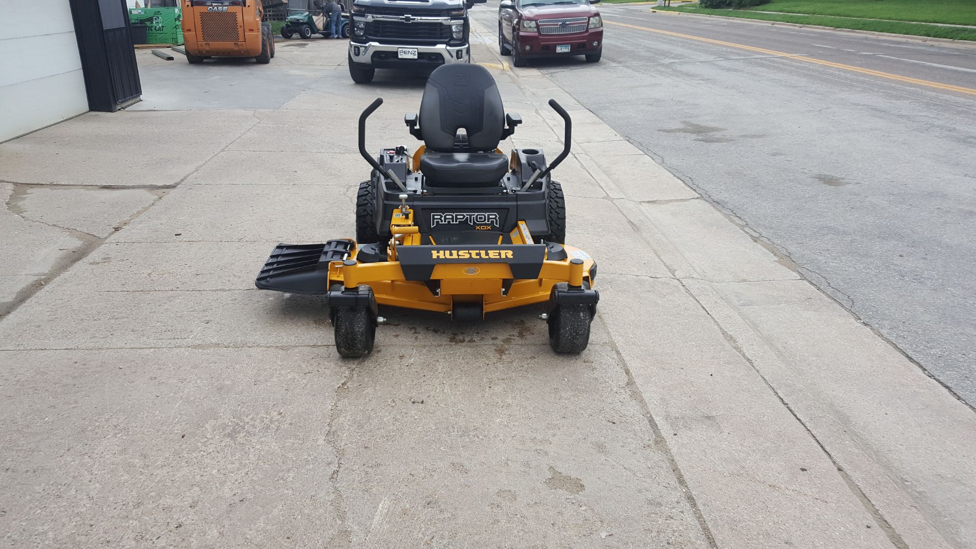2023 Hustler Turf Equipment Raptor XDX 54 in. Kawasaki FR691 23 hp in Mazeppa, Minnesota - Photo 2