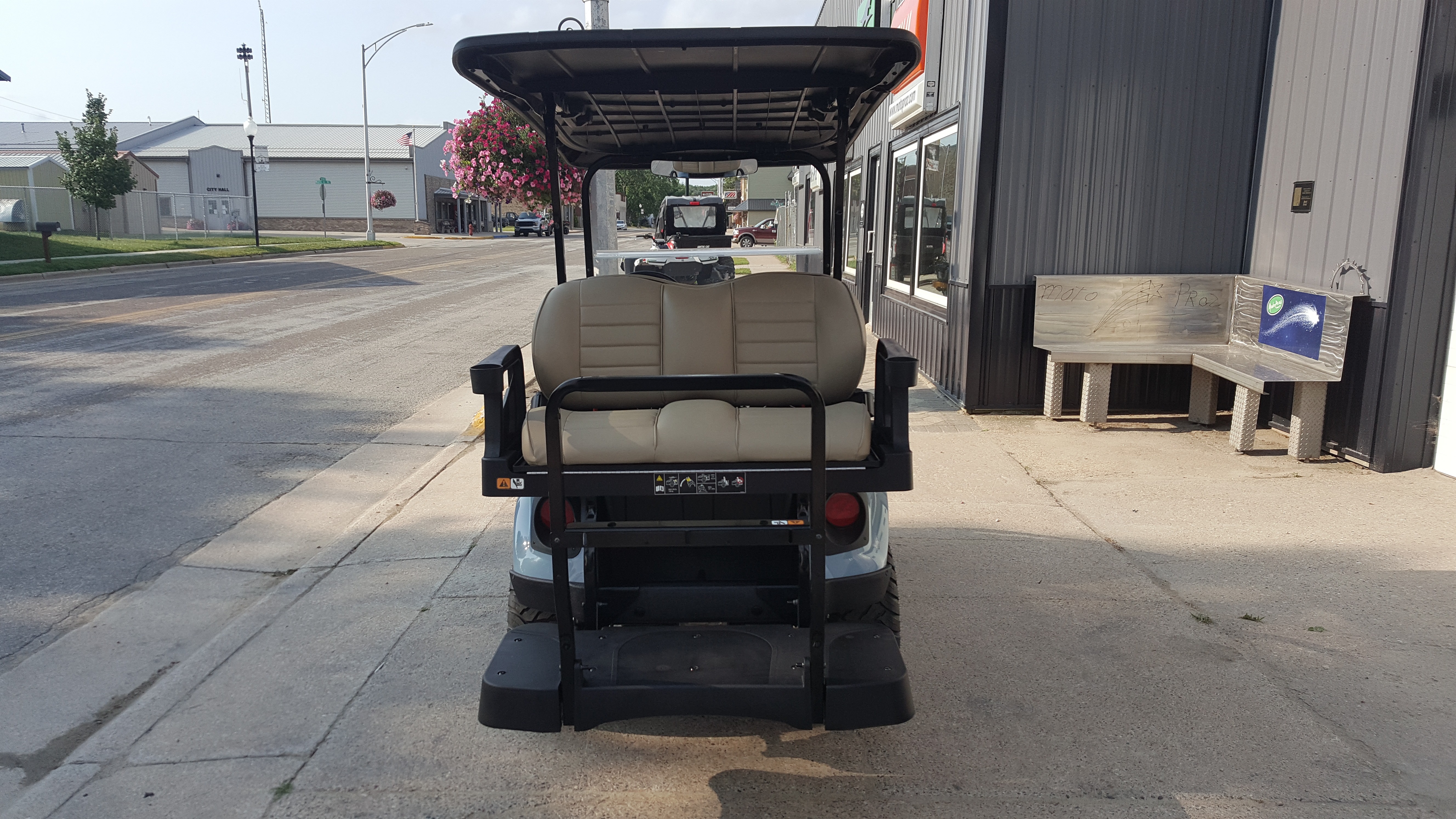 2026 EZGO Express photo 5