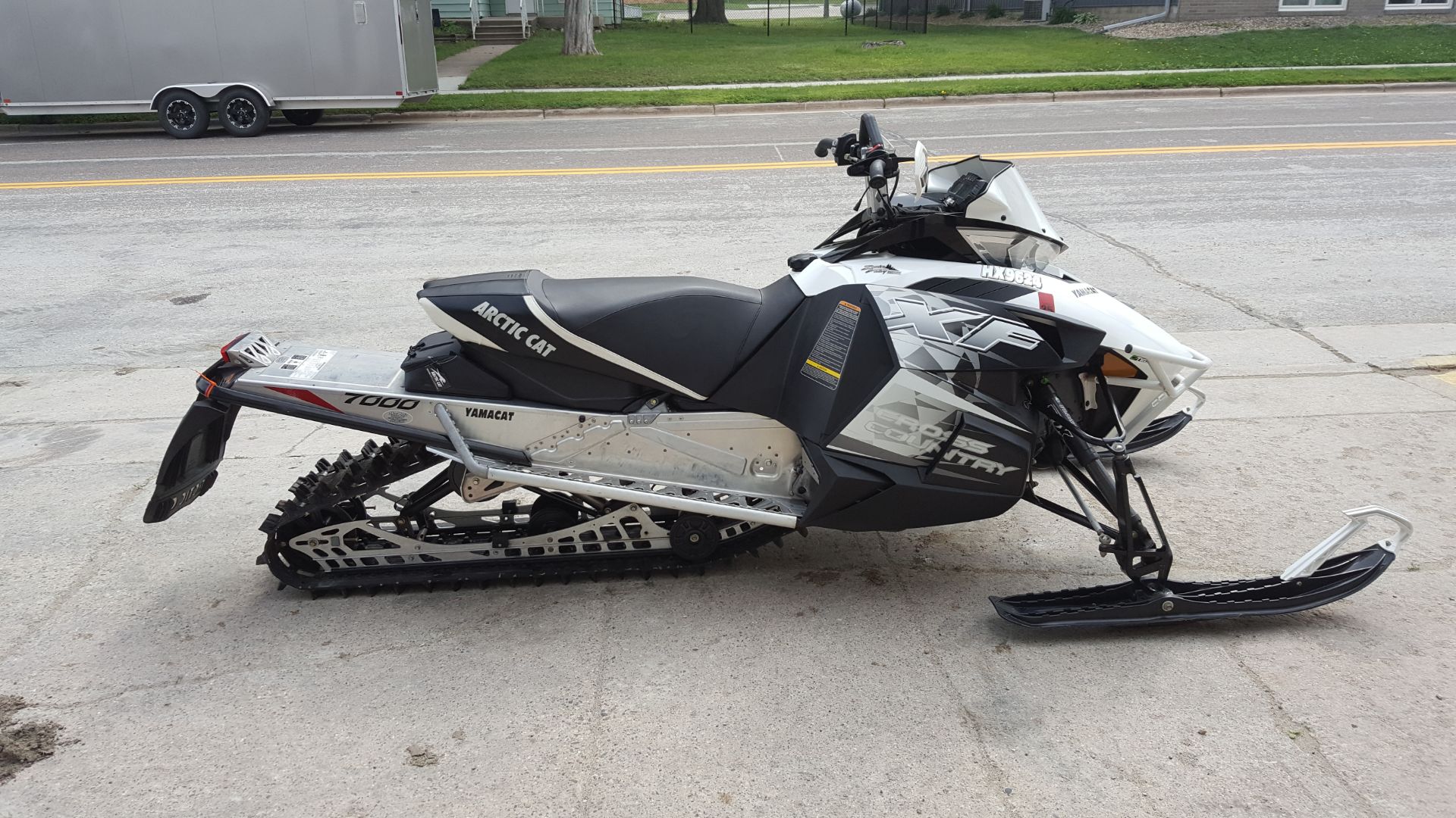 2014 Arctic Cat XF 7000 Sno Pro® Cross Country in Mazeppa, Minnesota - Photo 2