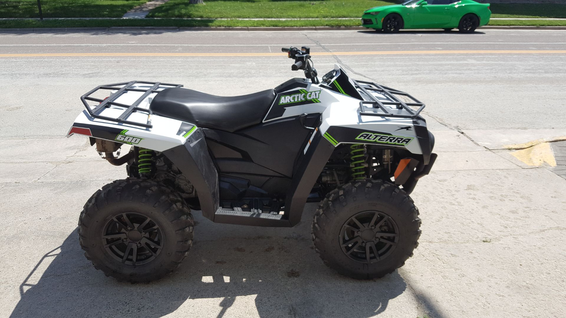 2022 Arctic Cat Alterra 600 XT in Mazeppa, Minnesota - Photo 1