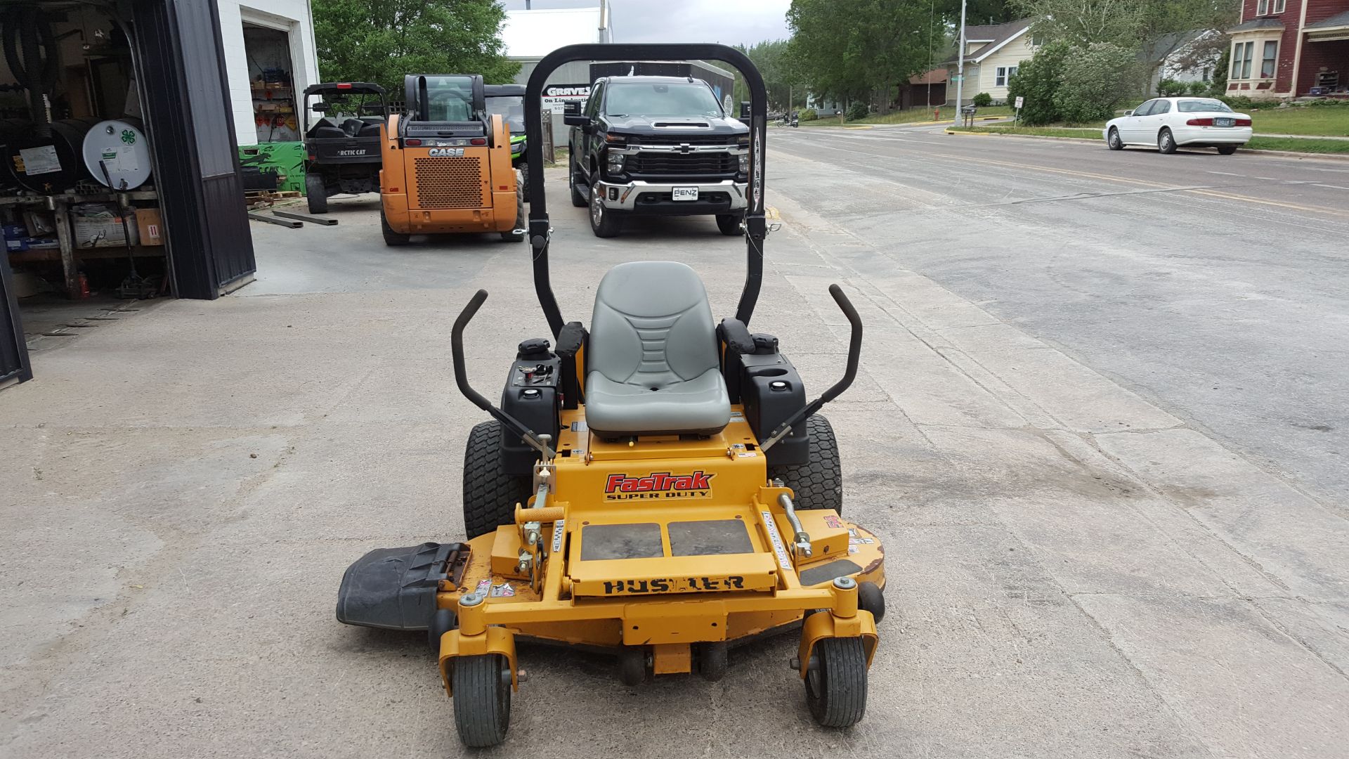 2013 Hustler Turf Equipment FasTrak™ Super Duty 48/54/60 in Mazeppa, Minnesota - Photo 3