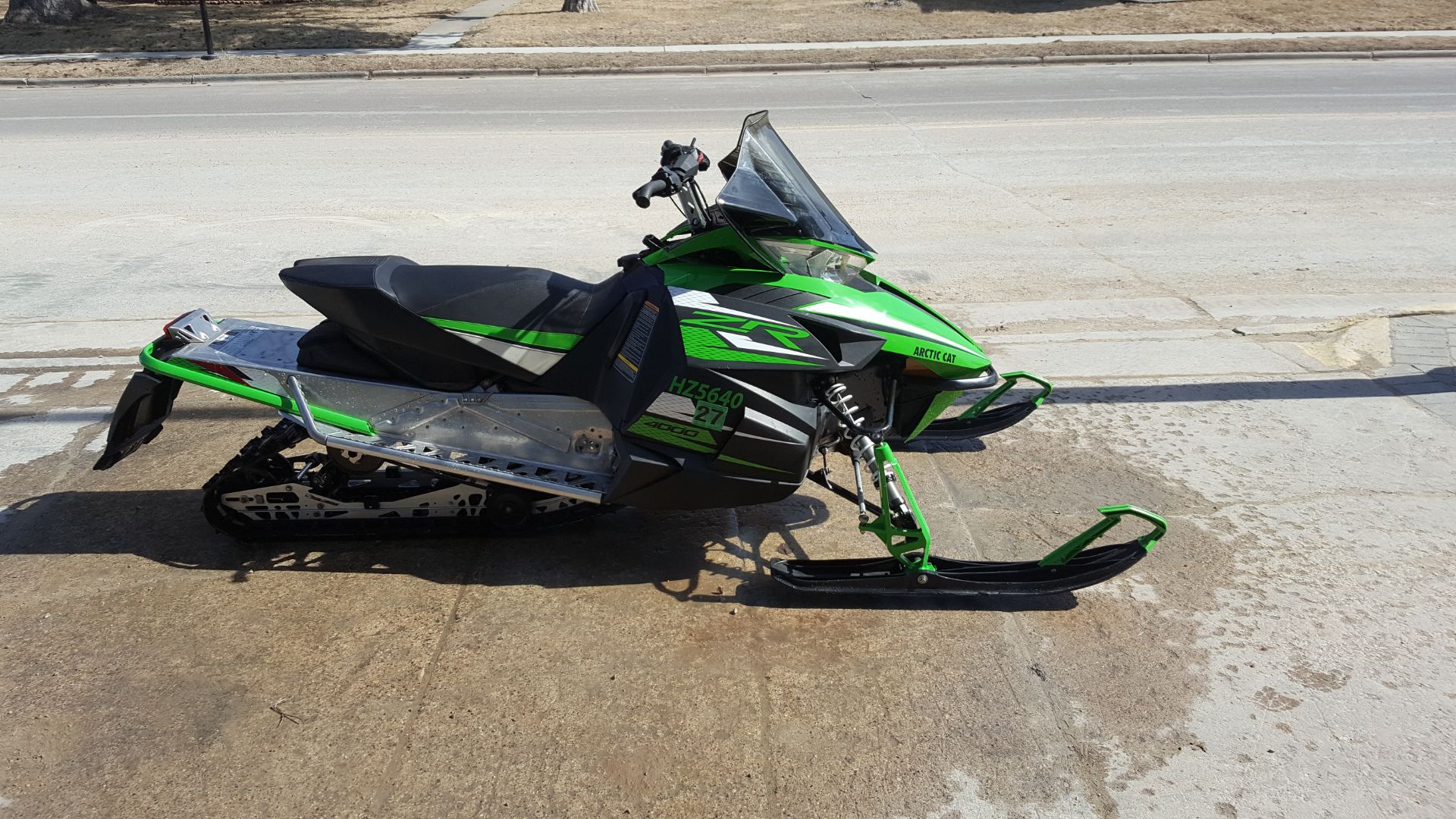 2015 Arctic Cat ZR® 4000 LXR in Mazeppa, Minnesota - Photo 1
